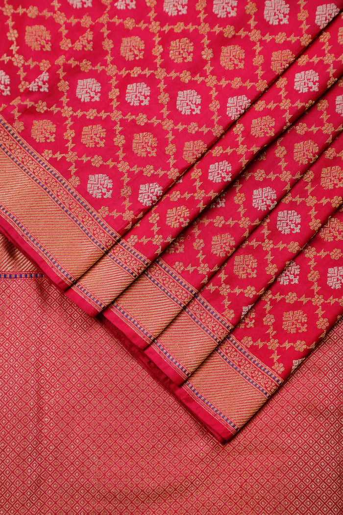 Red Handloom Real Zari Pure Silk Benarasi Saree - Revival Design - detail 1