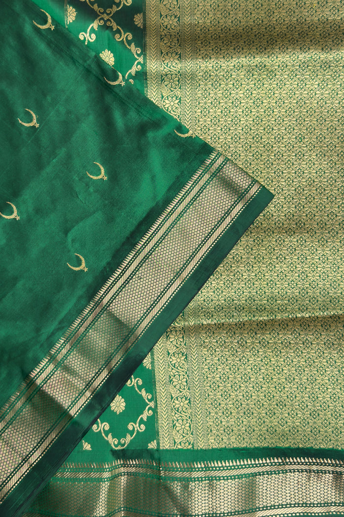 Bottle Green Vintage Pure Silk Handloom Paithani Chandrakala