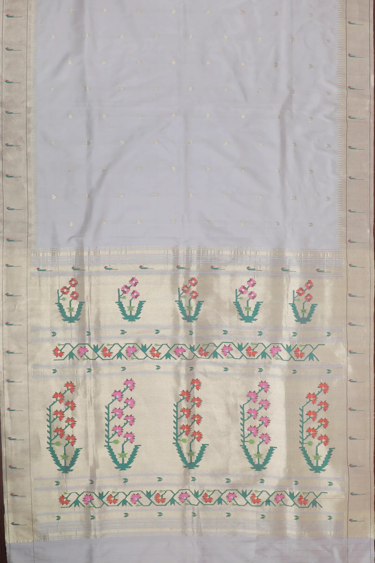 Ivory Handloom Pure Silk Muniya Paithani Saree