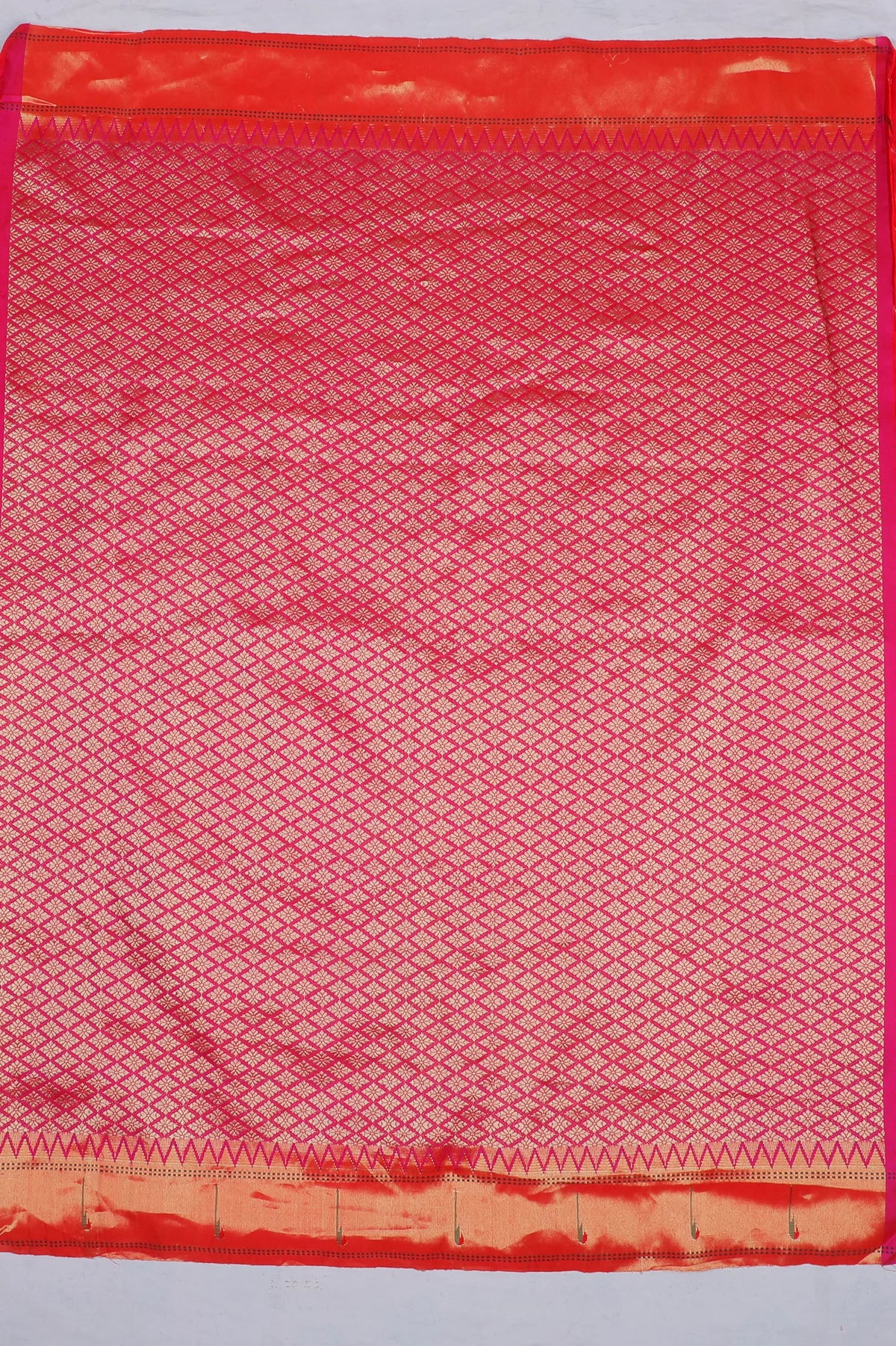 Yellow Handloom Pure Silk Paithani Saree with Kadiyal Weave