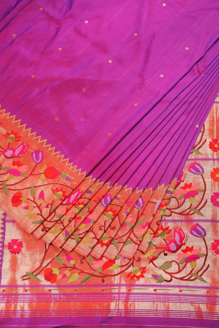 Purple Pure Silk Handloom Paithani with Lotus Skirt Border - detail 2