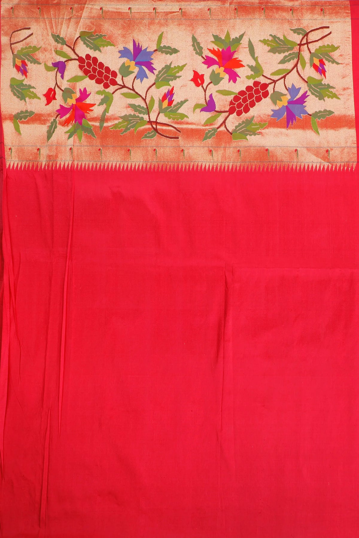Rani Pink Pure Silk Handloom Paithani with Floral Detailing