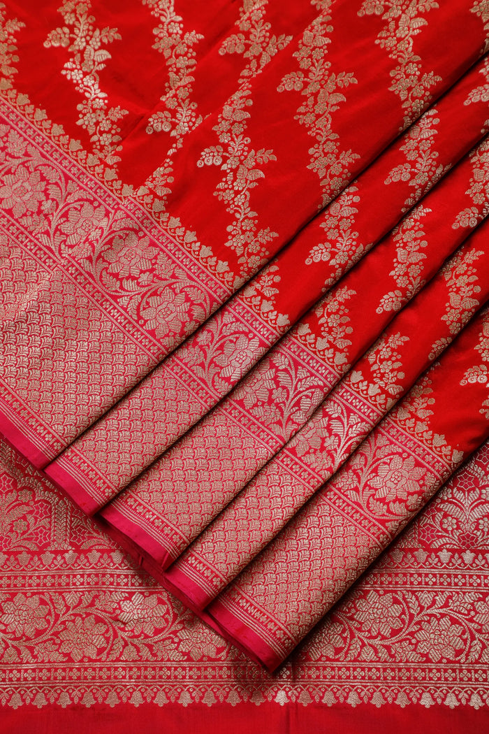 Red & Pink Handloom Benarasi Katan Silk Saree with Lehriya Design
