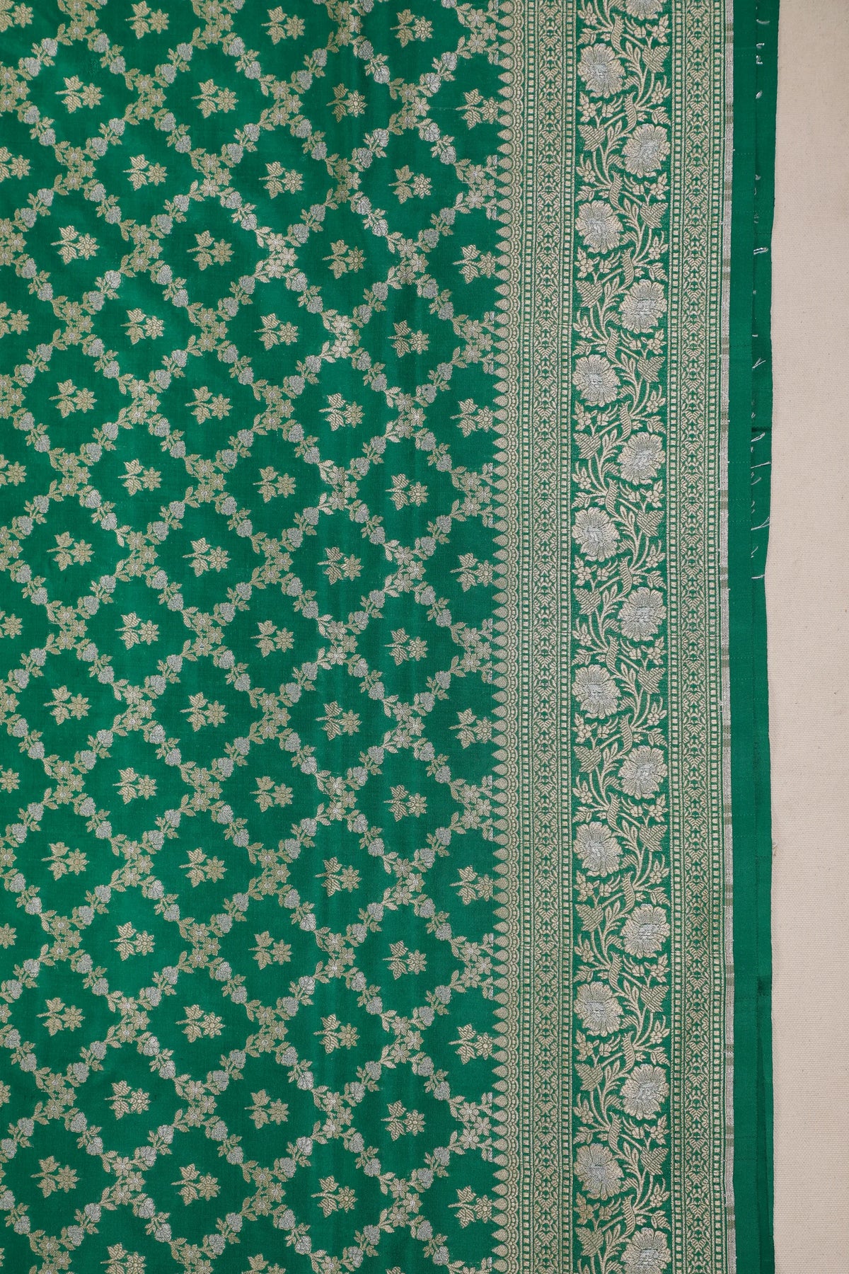 Peacock Green Handloom Benarasi Katan Silk Saree