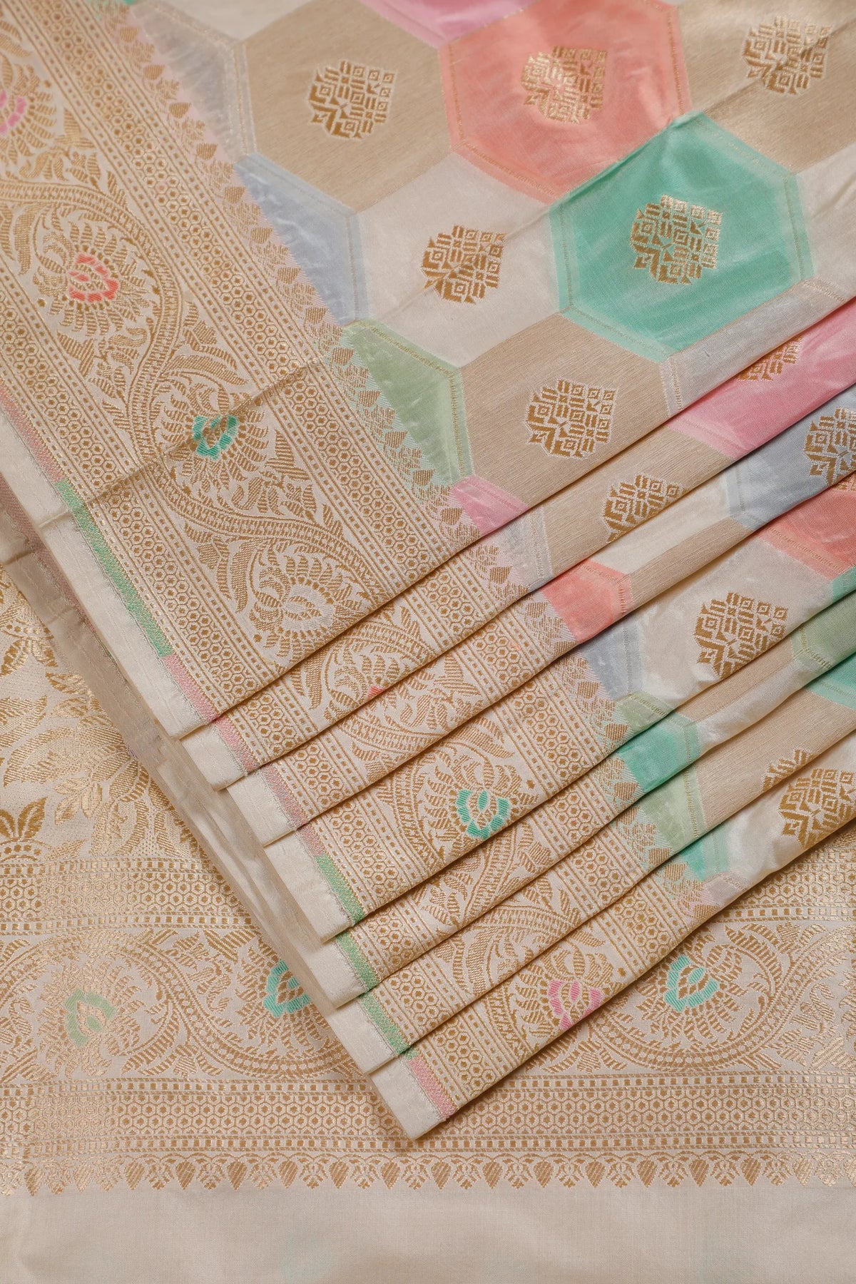 Multicoloured Pastel Handloom Benarasi Pure Silk Rangkat Saree with Small Buttis
