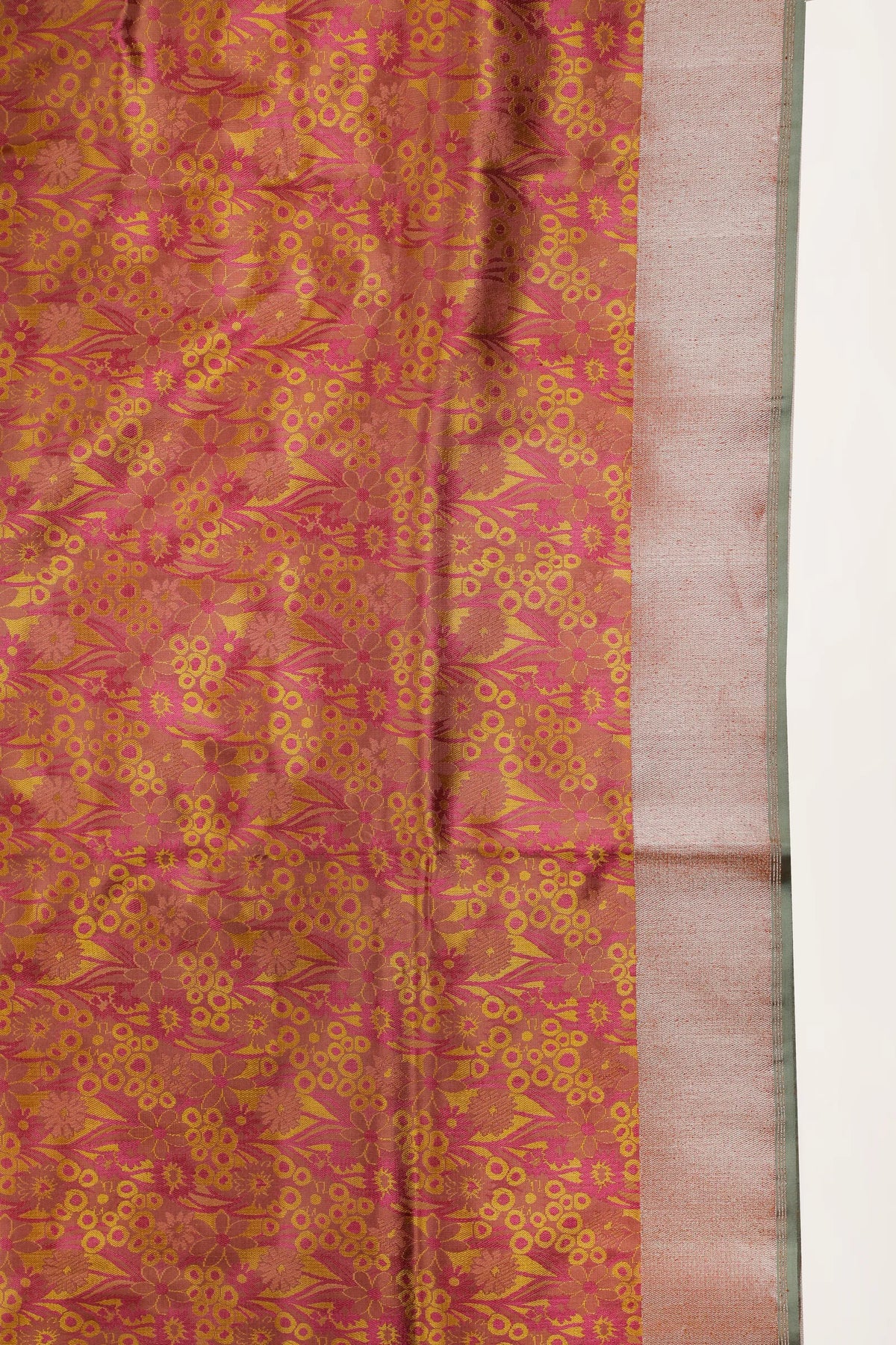 Brown Handloom Benarasi Pure Silk Saree in Kadhua Weave