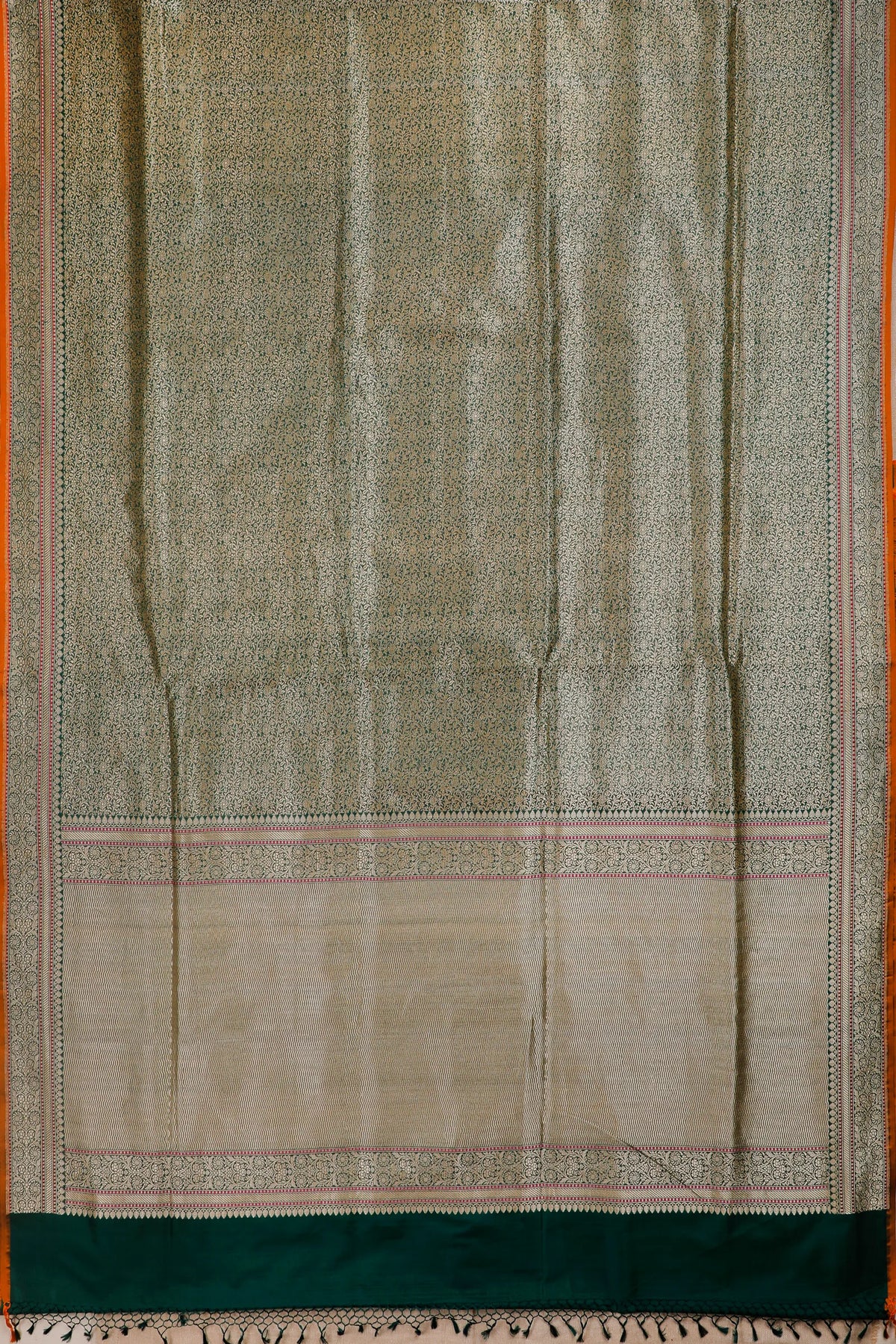 Emerald Green Handloom Benarasi Katan Silk Saree - Kadhua Weaving