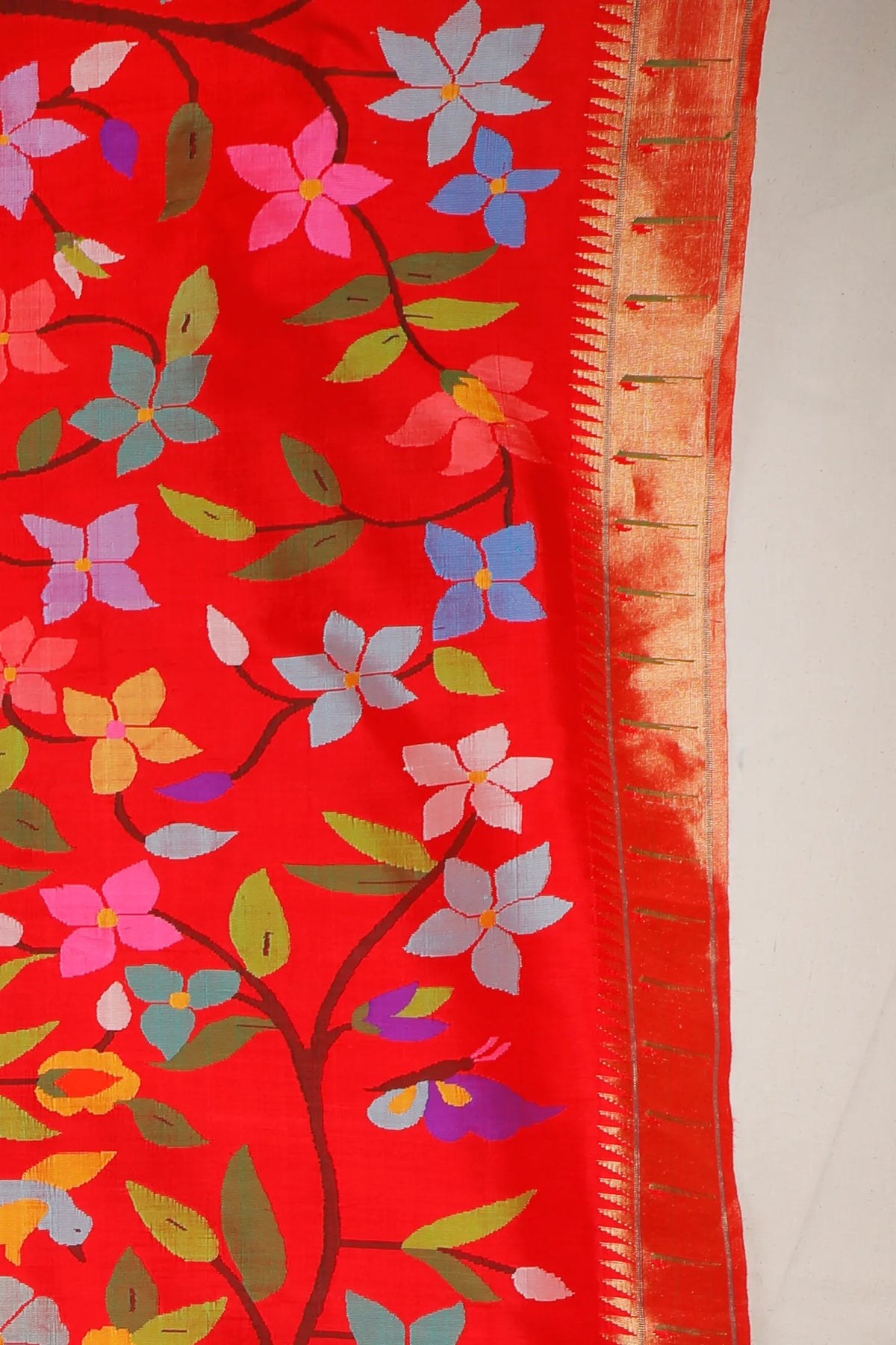 Red Pure Silk by Silk Handloom Paithani Saree with All Over Design