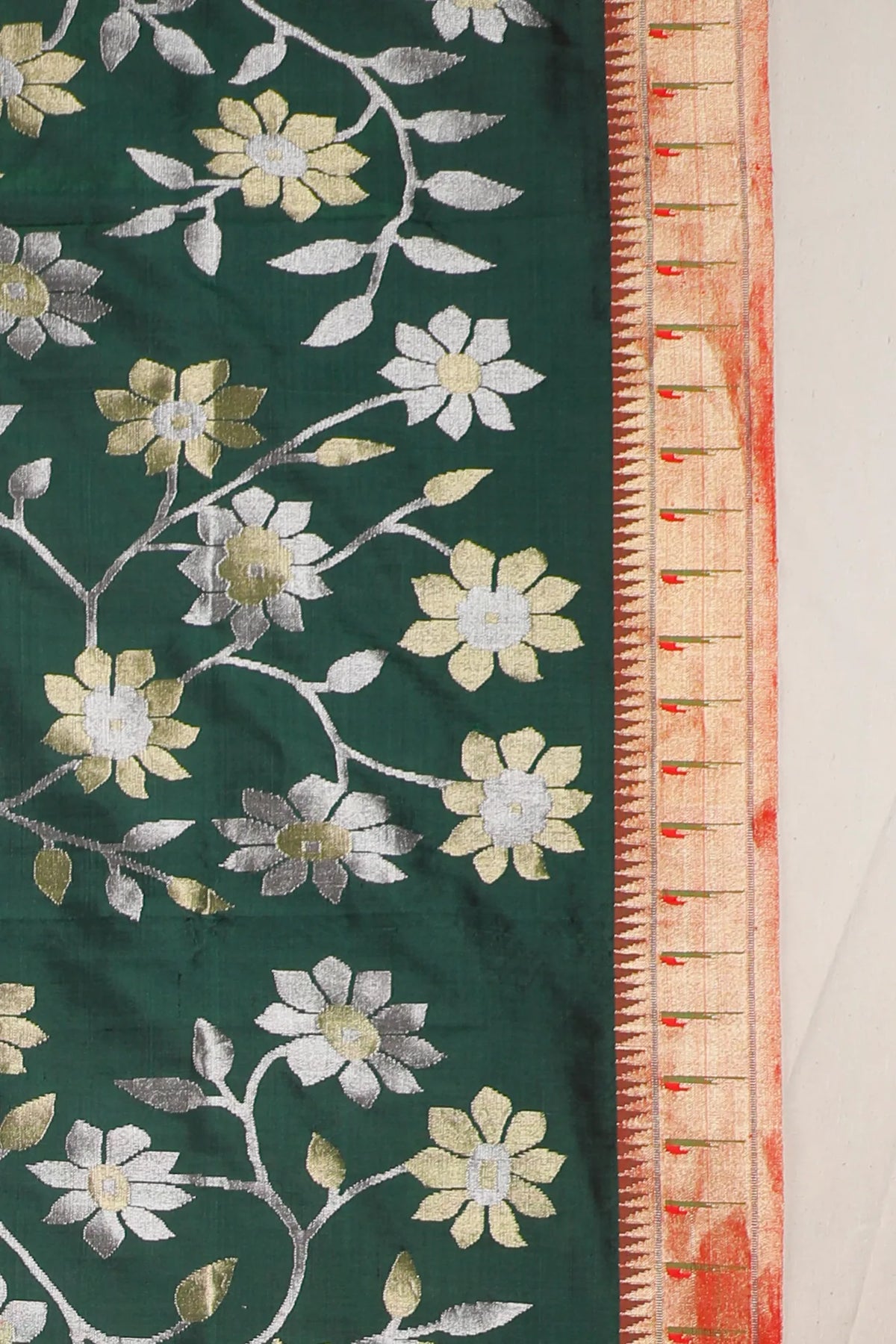 Dark Green Pure Silk by Silk Handloom Paithani Saree with All Over Design