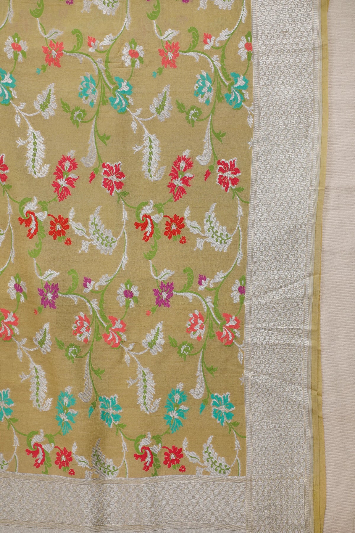 Olive Green Handloom Benarasi Tussar Moonga Pure Sillk Saree