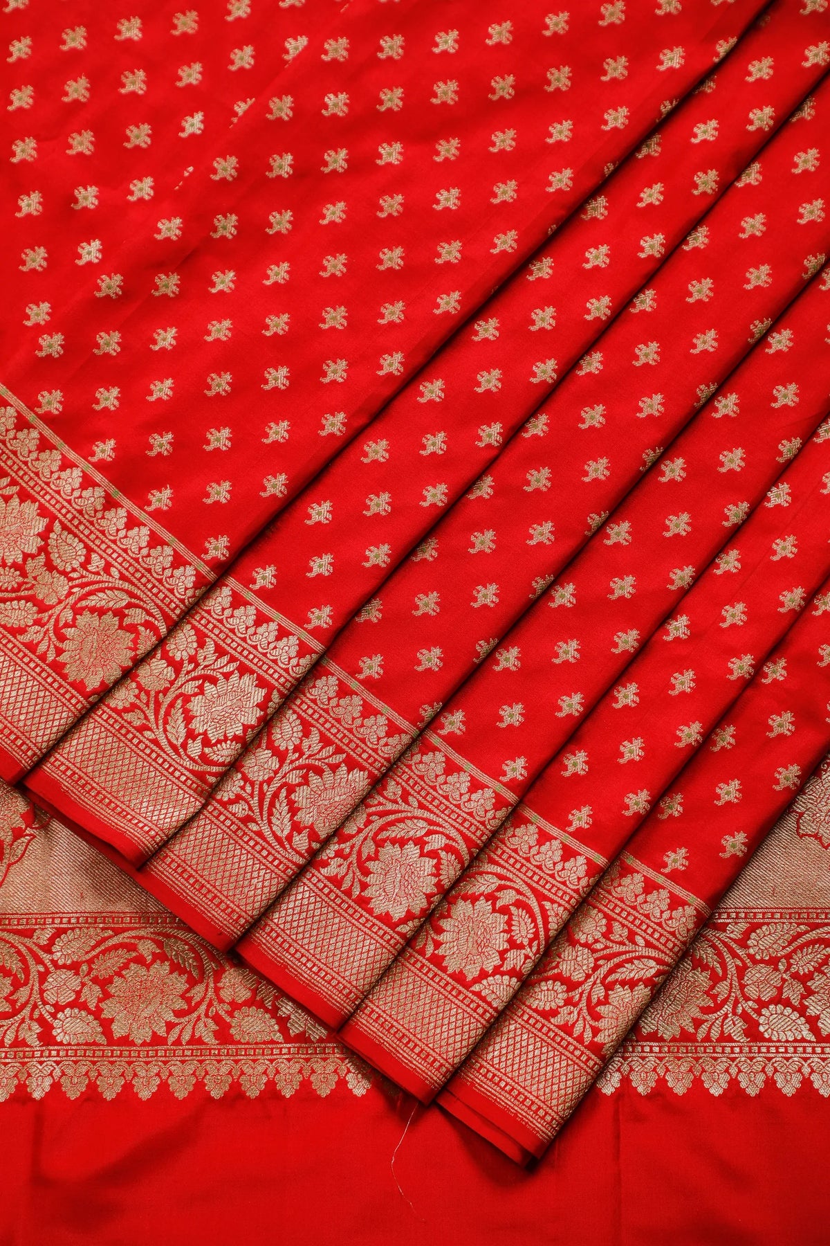 Tomato Red Handloom Benarasi Katan Silk Saree