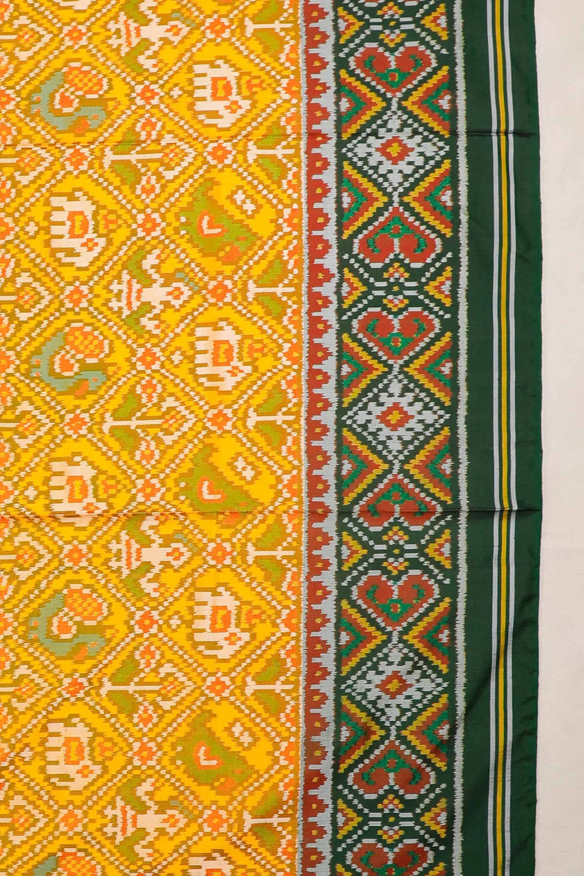 Yellow Pure Silk Handloom Tissue Rajkot Patola Saree