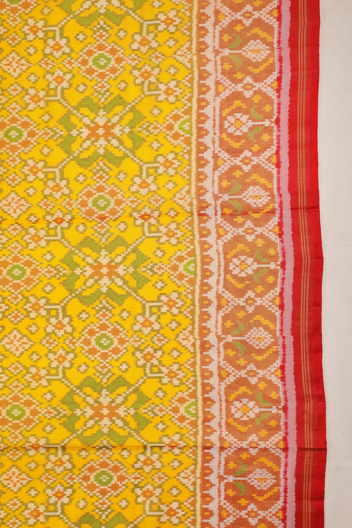 Yellow Pure Silk Handloom Tissue Rajkot Patola Saree