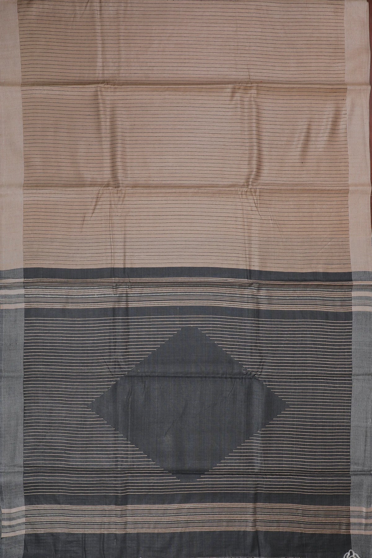 Beige Handloom Mooga Silk Tussar Saree with Black Blouse Piece