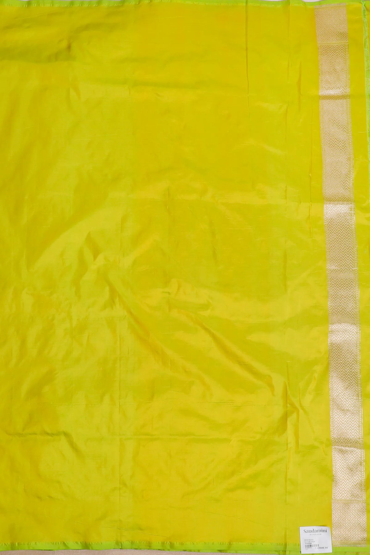 Parrot Green Handloom Benarasi Katan Silk Saree