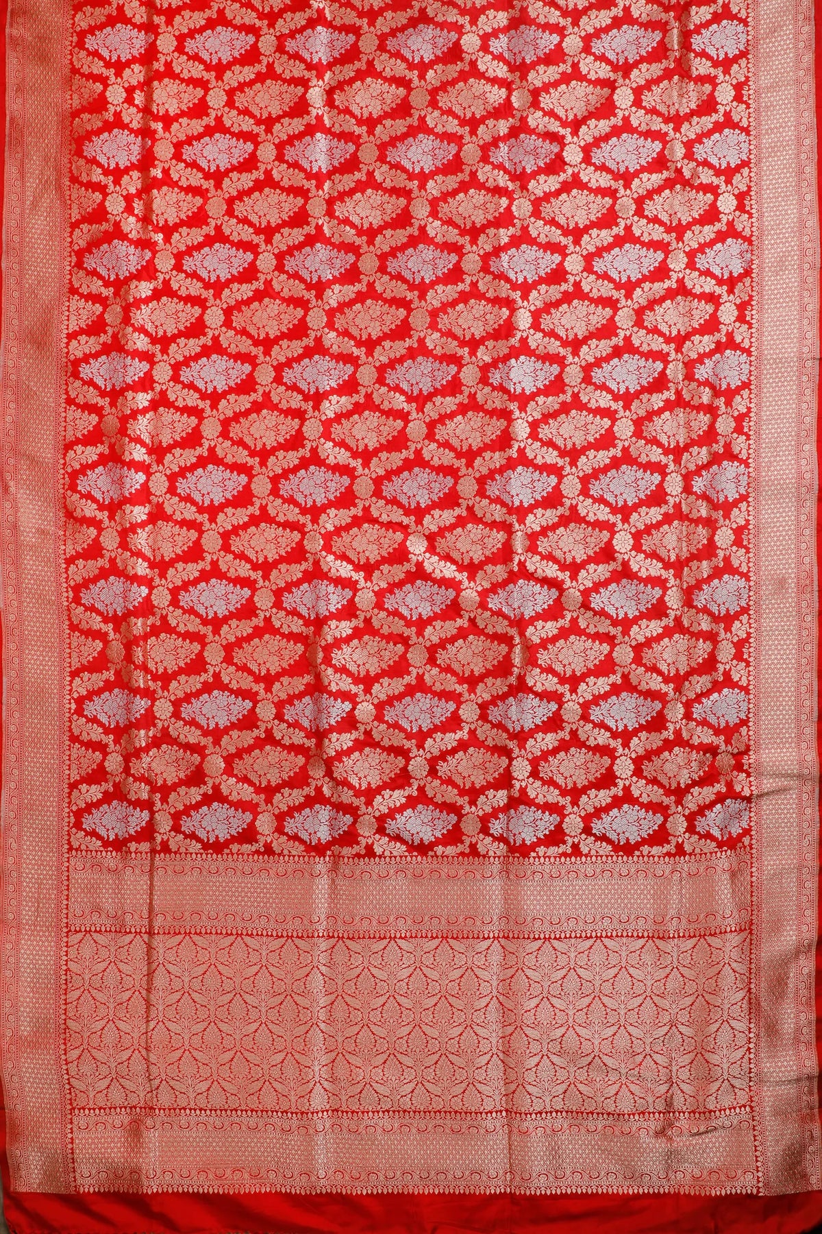 Tomato Red Handloom Benarasi Katan Silk Saree