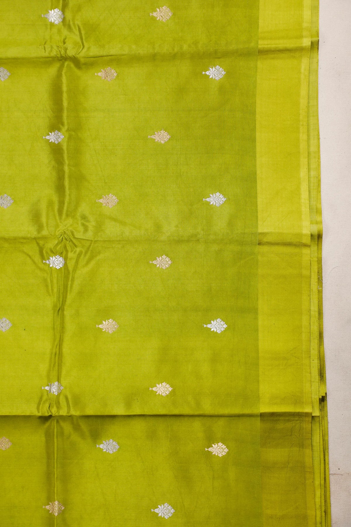 Olive Green Pure Silk Handloom Mashru Benarasi Saree