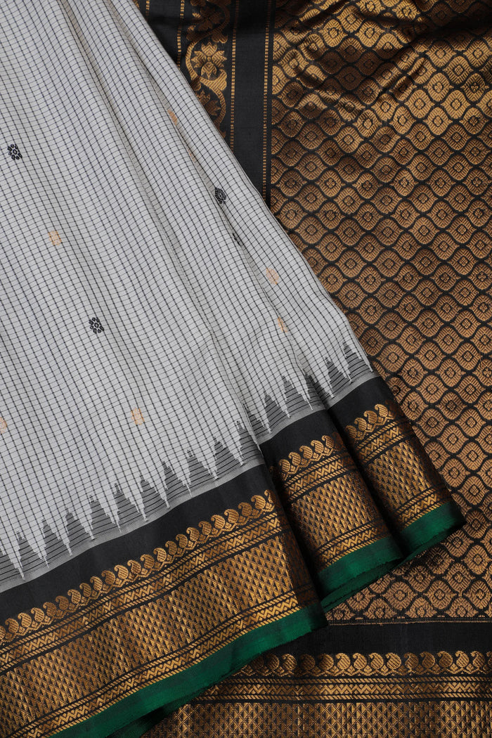 Off White Handloom Pure Silk Gadwal Saree
