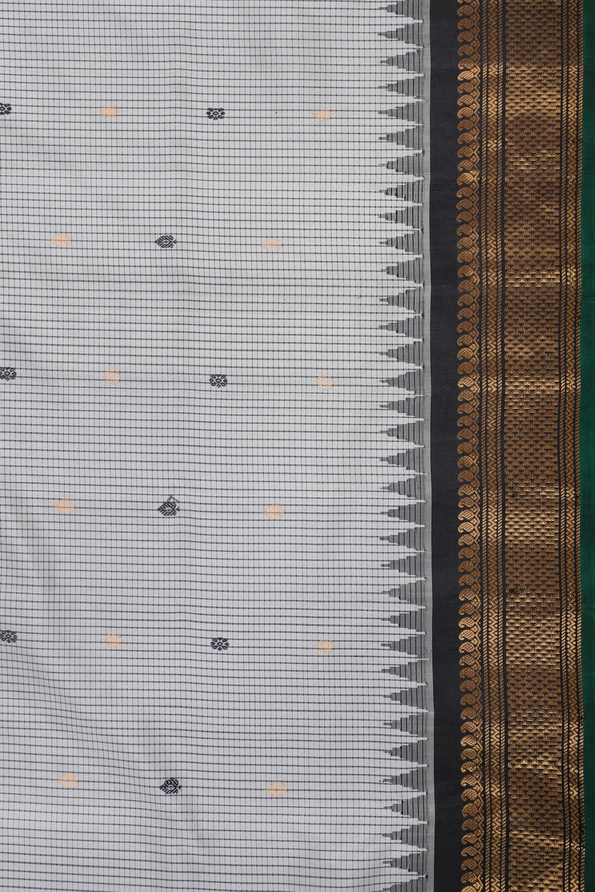 Off White Handloom Pure Silk Gadwal Saree