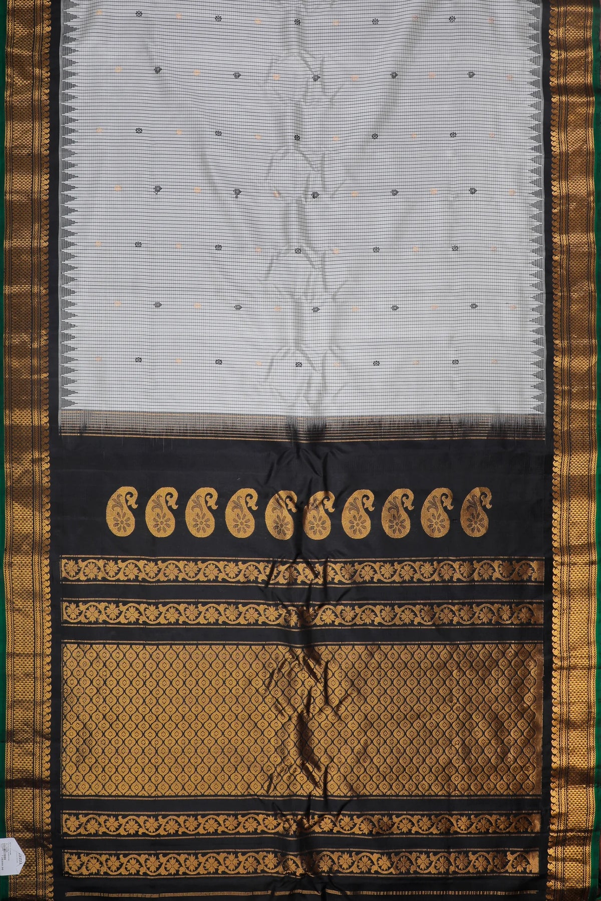 Off White Handloom Pure Silk Gadwal Saree
