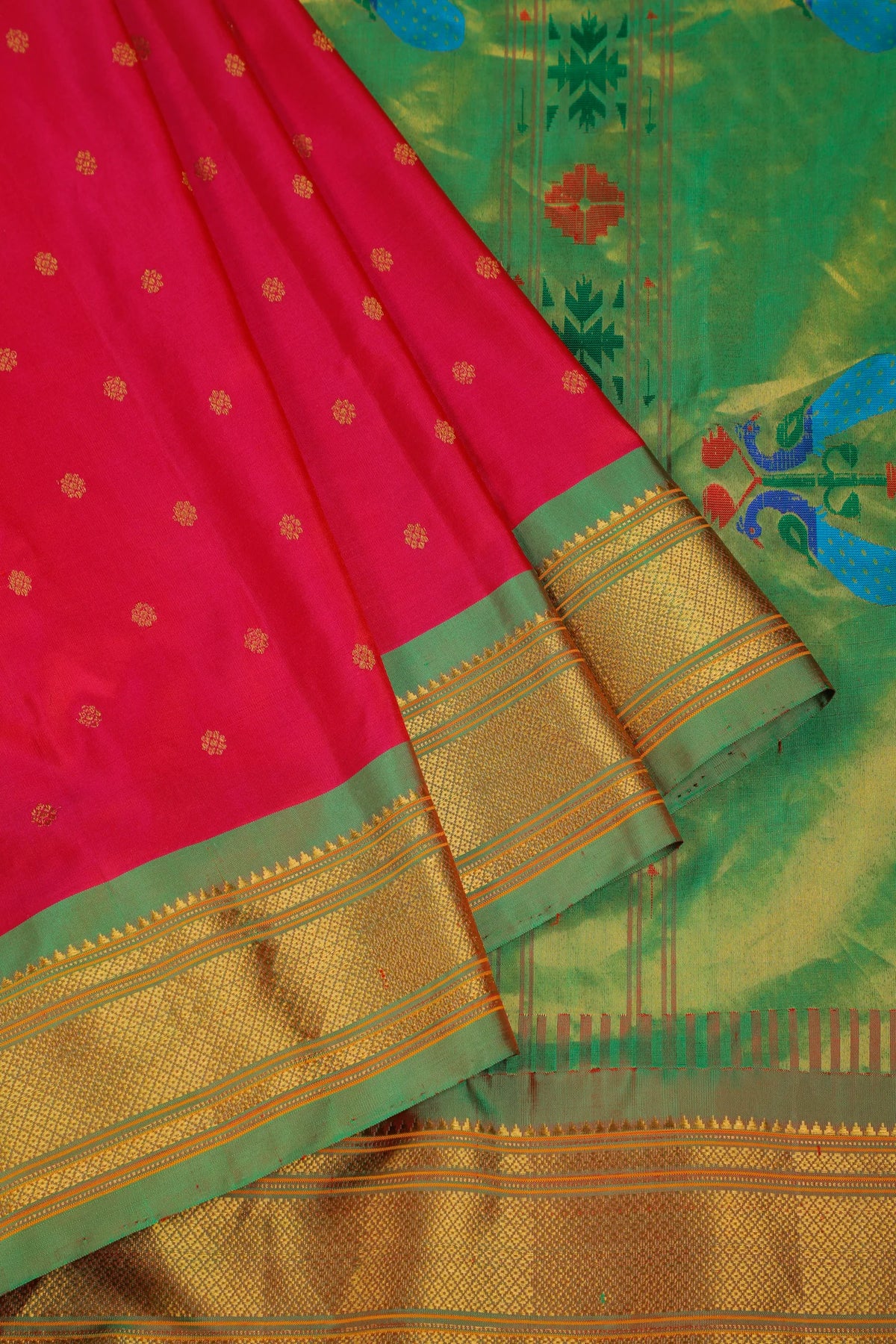 Red Handloom Pure Silk Gadwal Saree - Kalanjali Paithani