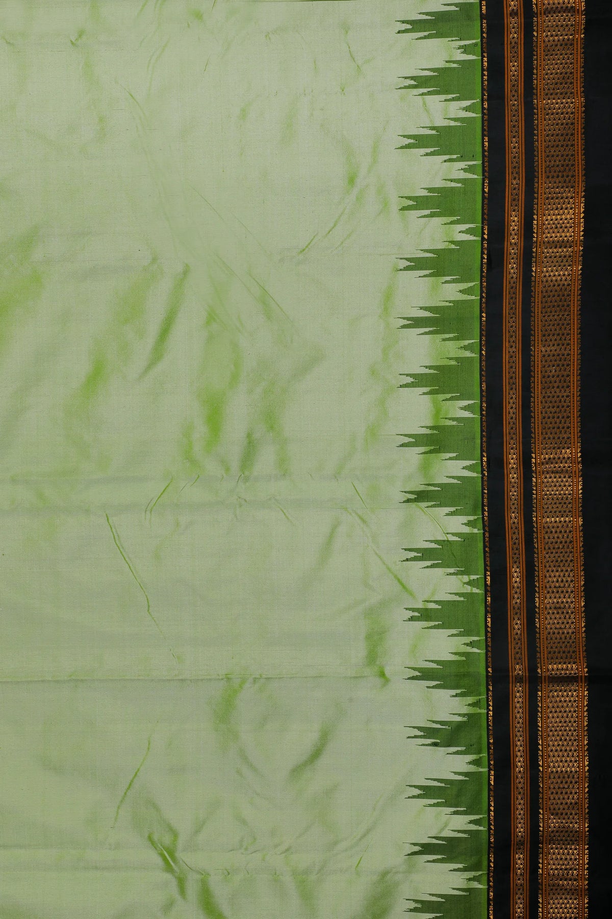 Parrot Green Handloom Pure Silk Ilkal Saree