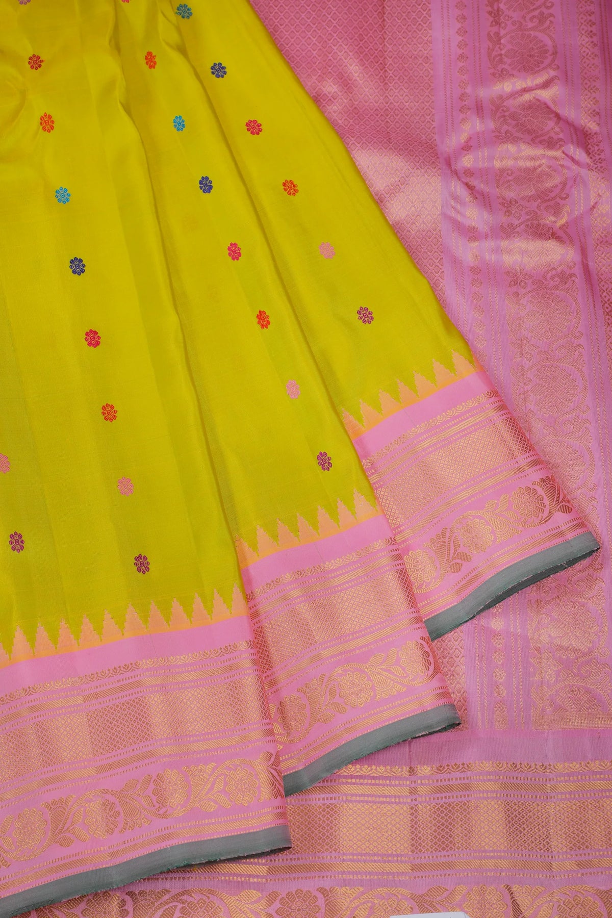 Lime Yellow Handloom Pure Silk Gadwal Saree