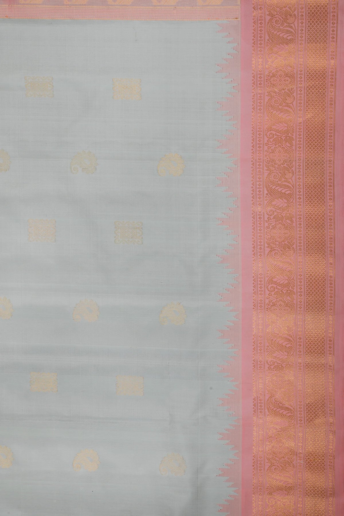 Pearl White Handloom Pure Silk Gadwal Saree