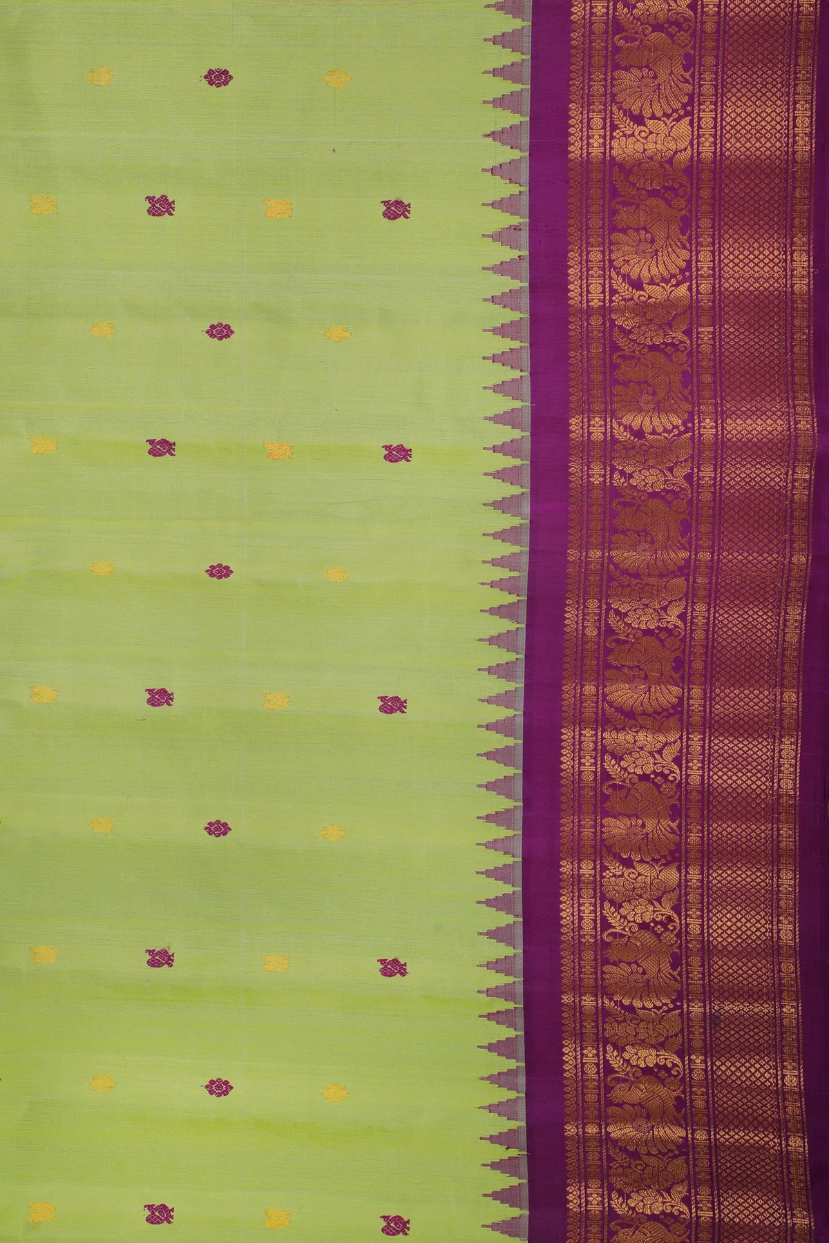 Parrot Green Handloom Pure Silk Gadwal Saree with Brocade Border