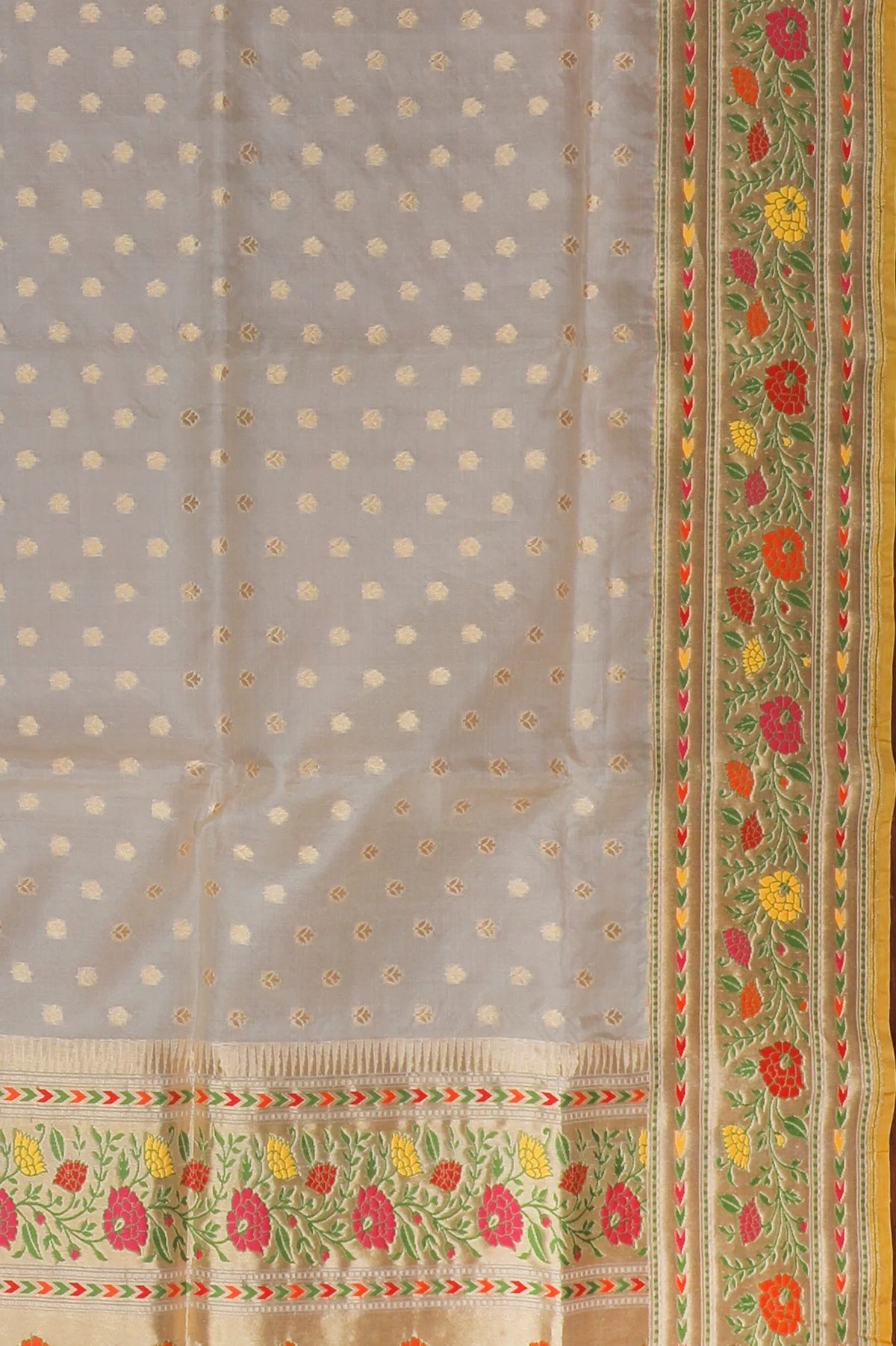 Ivory Handloom Benarasi Kora Silk Saree