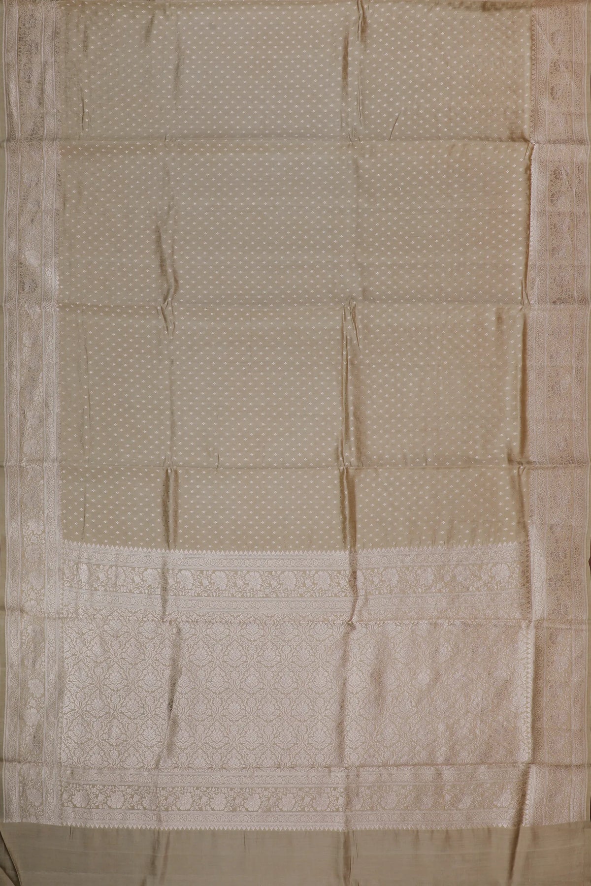 Ivory Powerloom Chinia Benarasi Pure Silk Saree