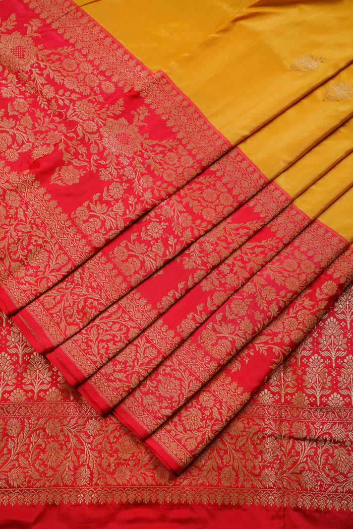Lemon Yellow Handloom Benarasi Katan Silk Saree with Brocade Blouse - detail 1