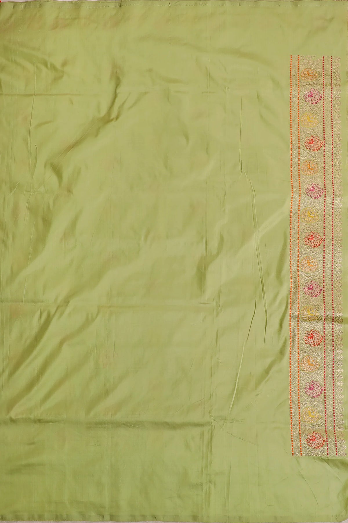 Pista Green Handloom Benarasi Katan Silk Saree - Kadhua Weaving