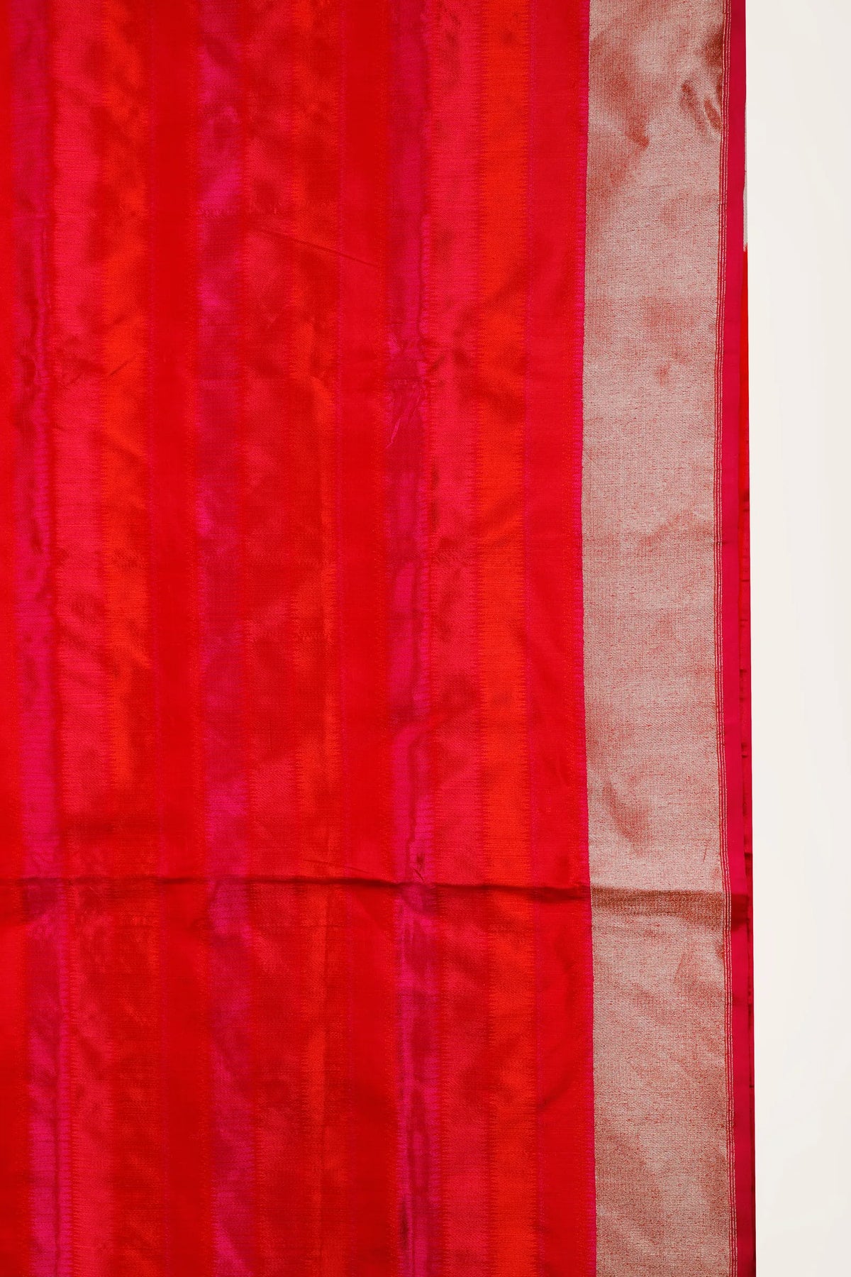 Raani Pink Handloom Benarasi Pure Silk Saree in Kadhua Weave