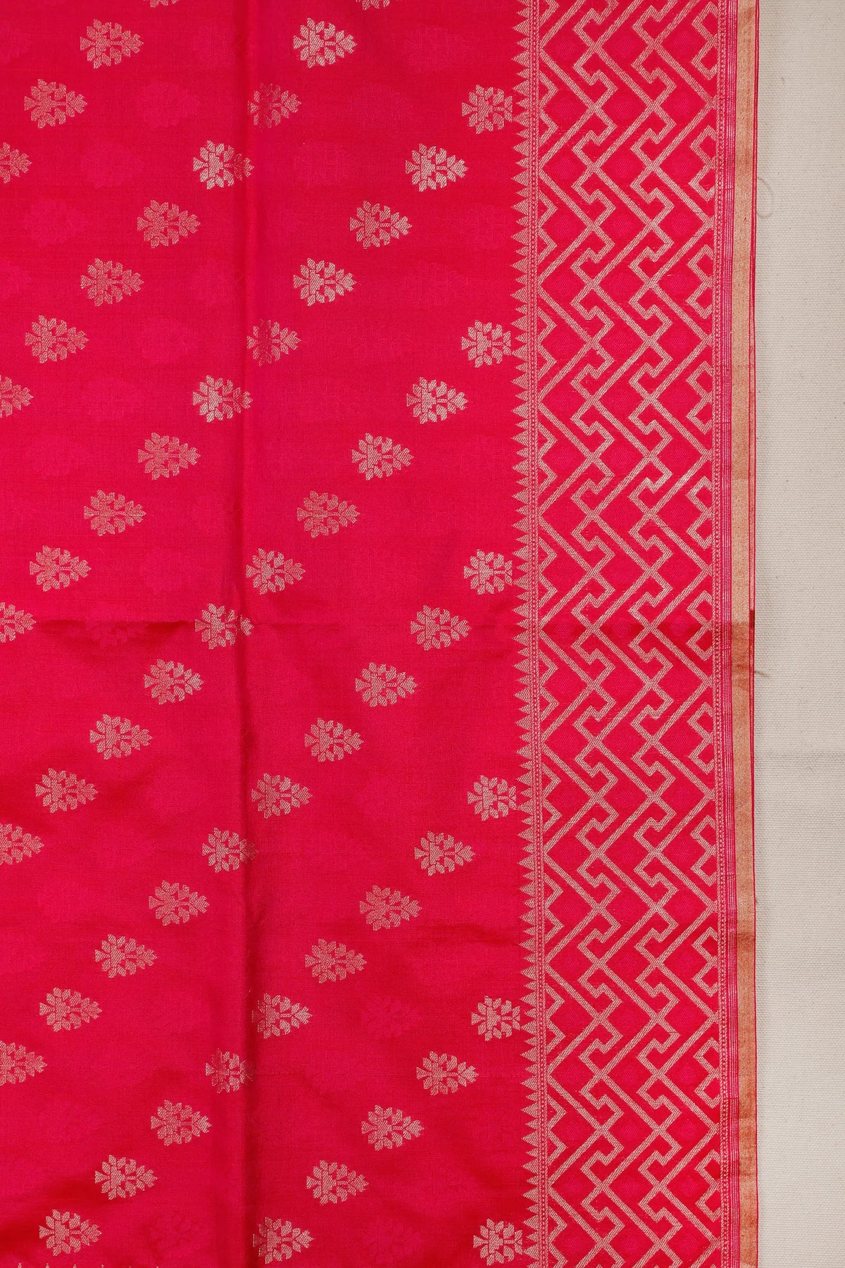 Raani Pink Benarasi Katan Pure Silk Saree