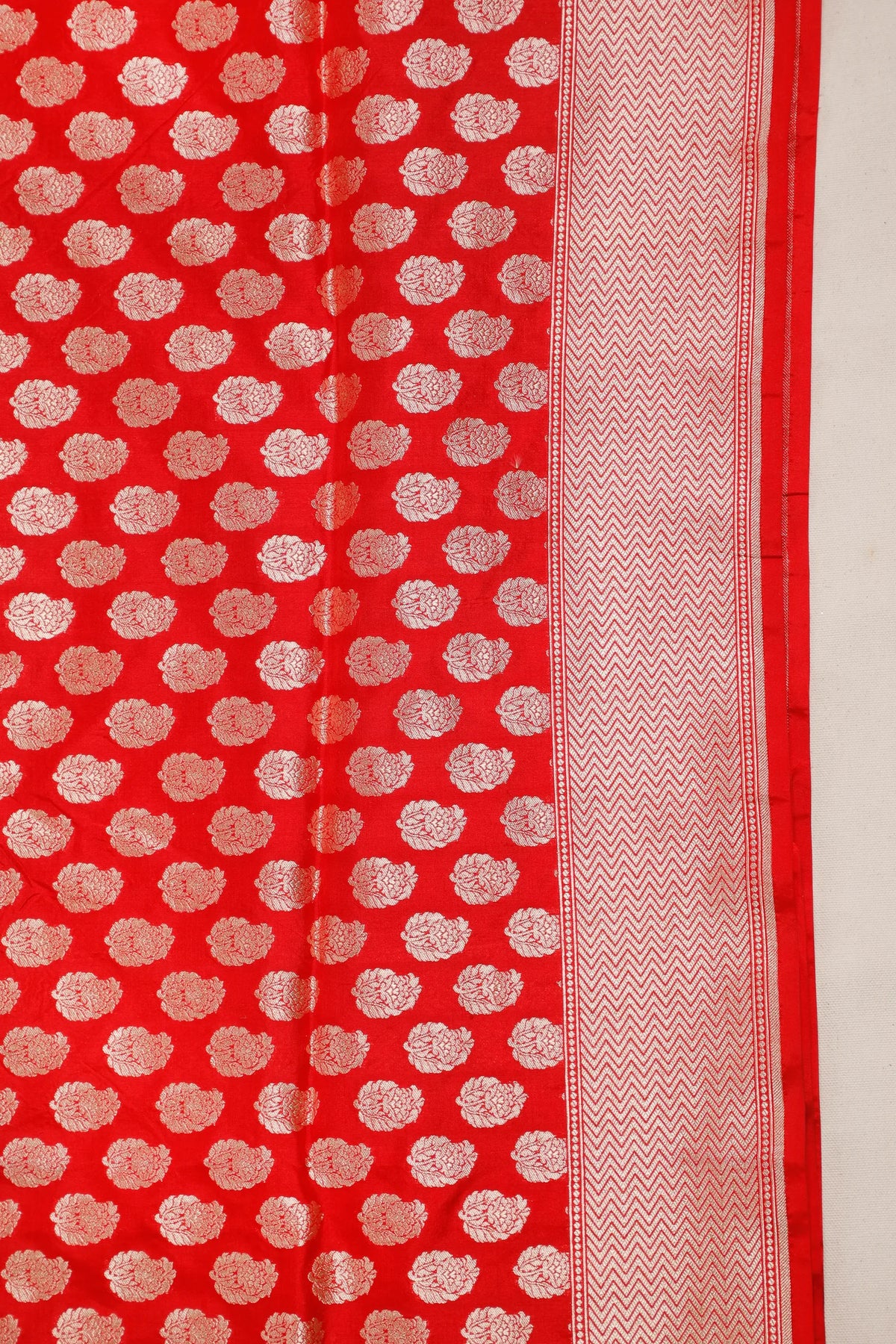 Tomato Red Handloom Benarasi Katan Silk Saree with Paisley Buttis