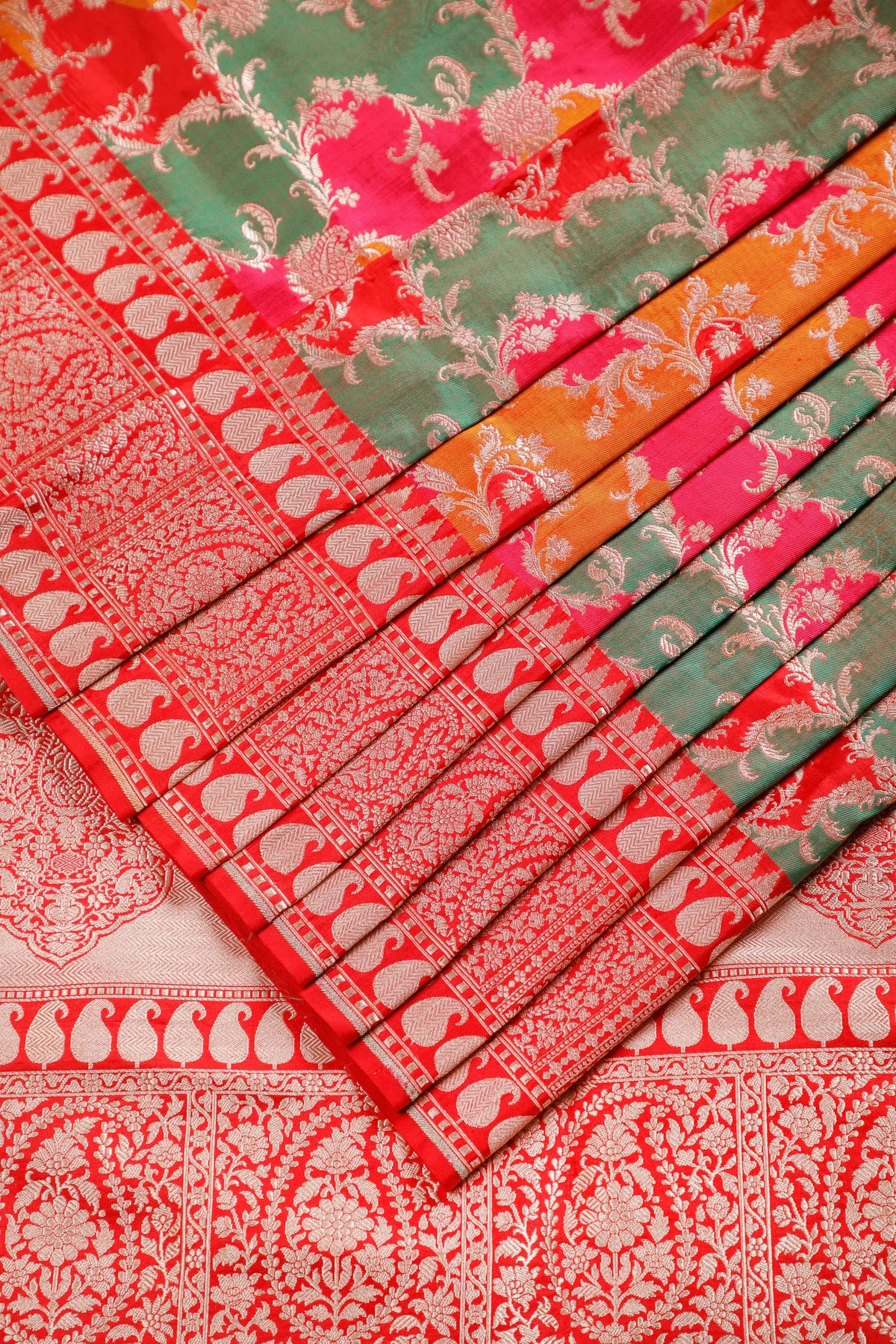 Multicoloured Dark Handloom Benarasi Pure Silk Rangkat Saree