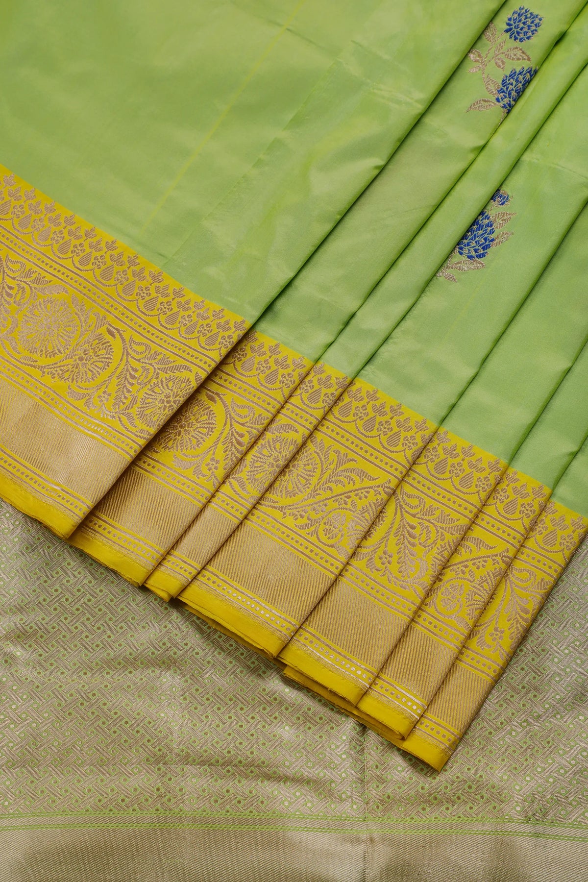 Parrot Green Benarasi Katan Pure Silk Saree