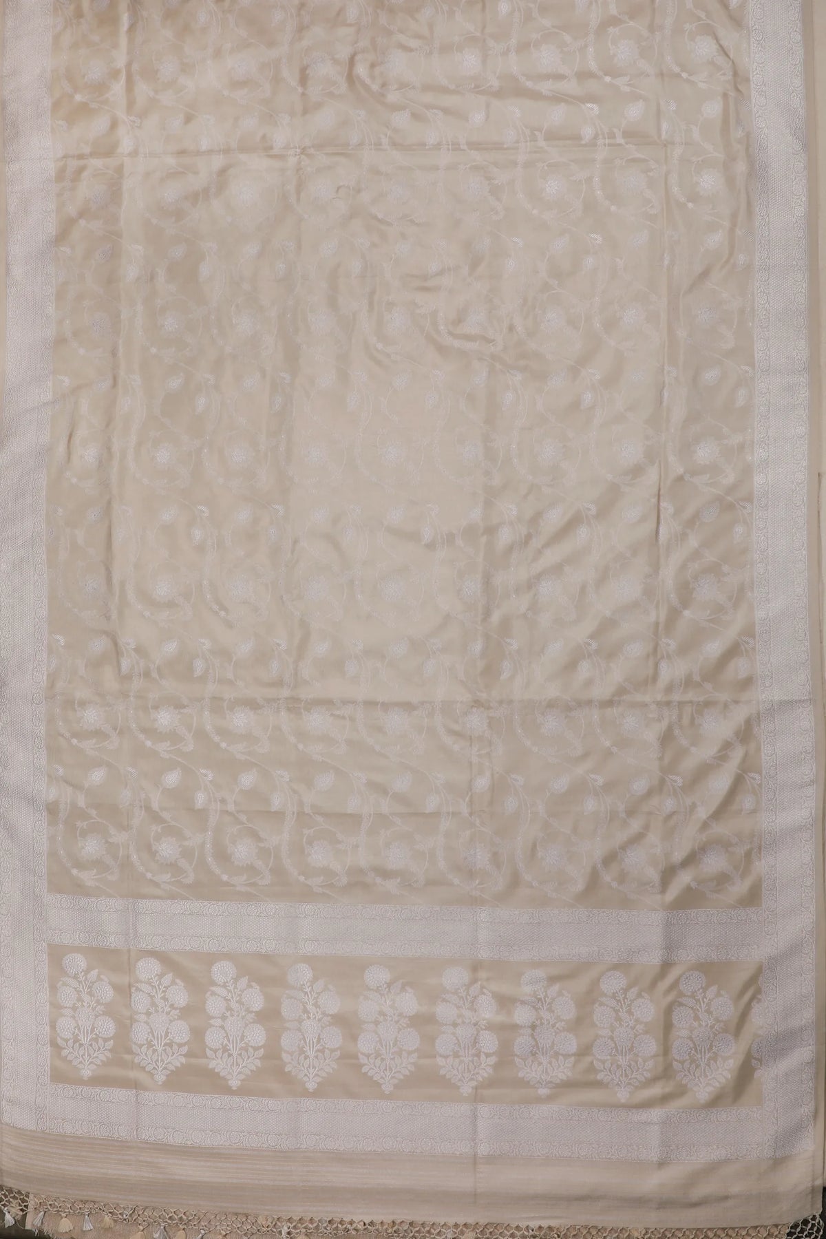 White Handloom Benarasi Katan Silk Saree