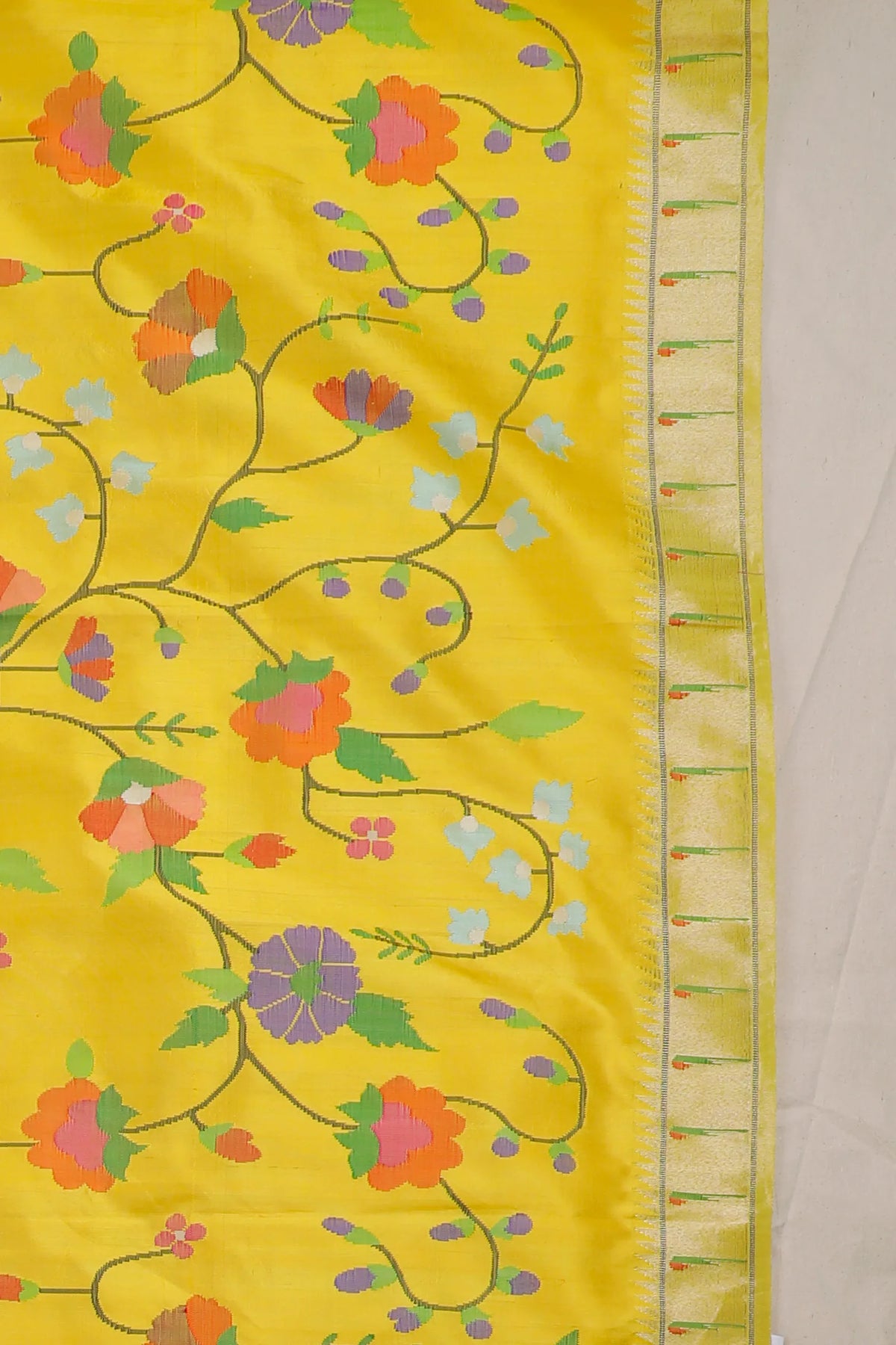 Lemon Yellow Pure Silk by Silk Handloom Paithani Saree with All Over Design