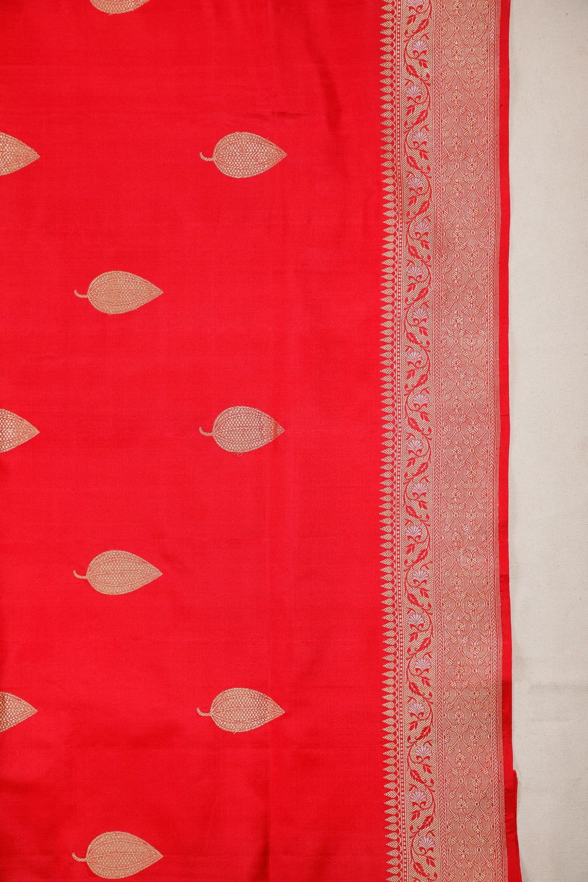 Red Handloom Benarasi Katan Silk Saree