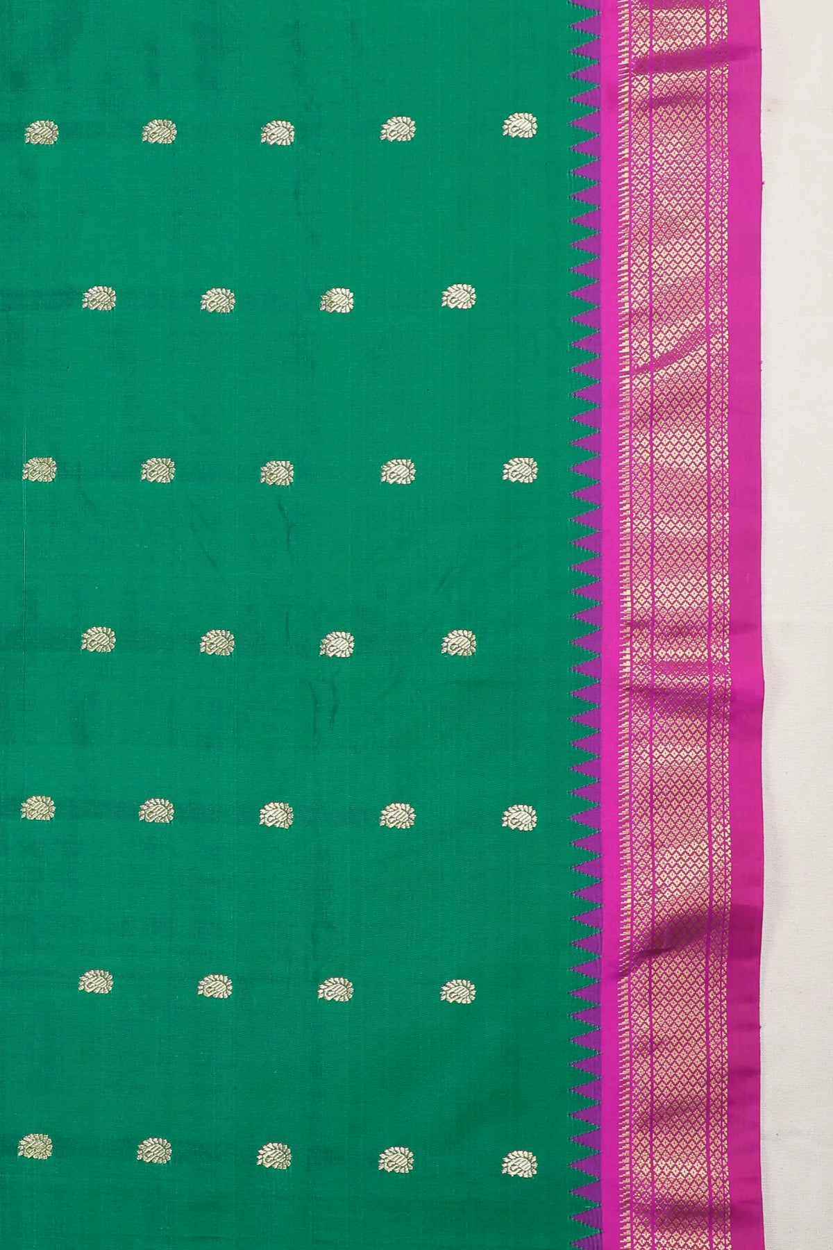 Dark Green Revival Pure Silk Handloom Paithani with Kadiyal Weave