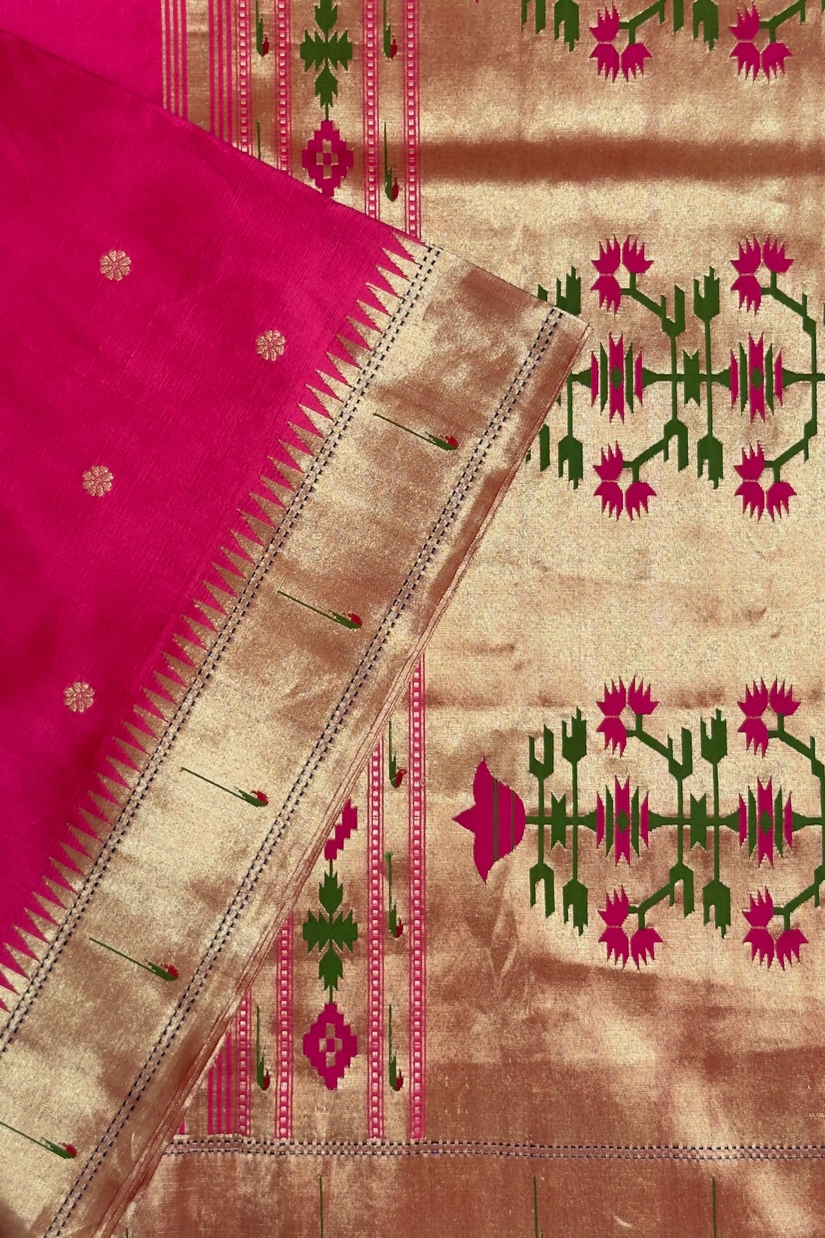 Peach Handloom Paithani Muniya Asawali