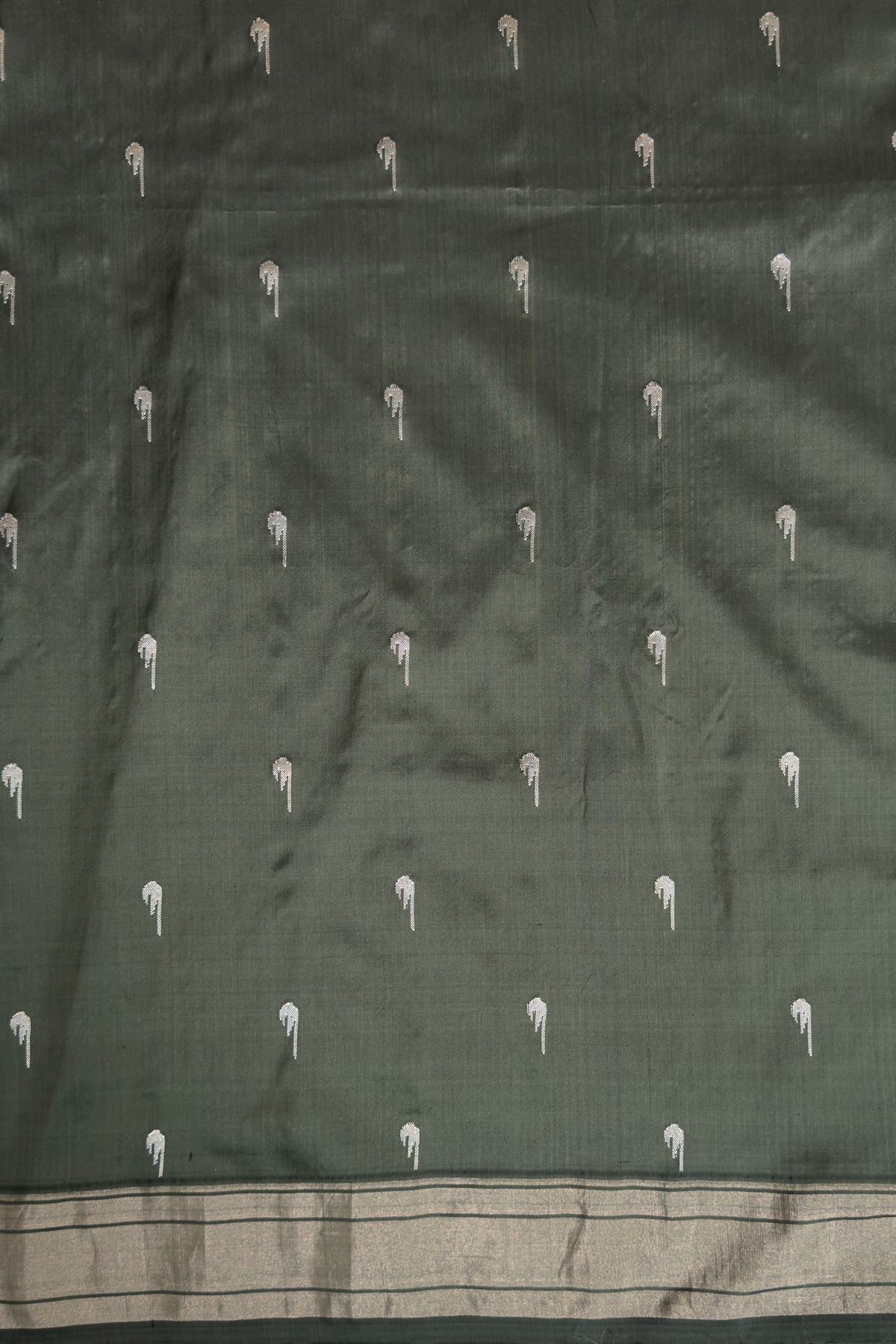 Olive Green Vintage Asawali Handloom Paithani