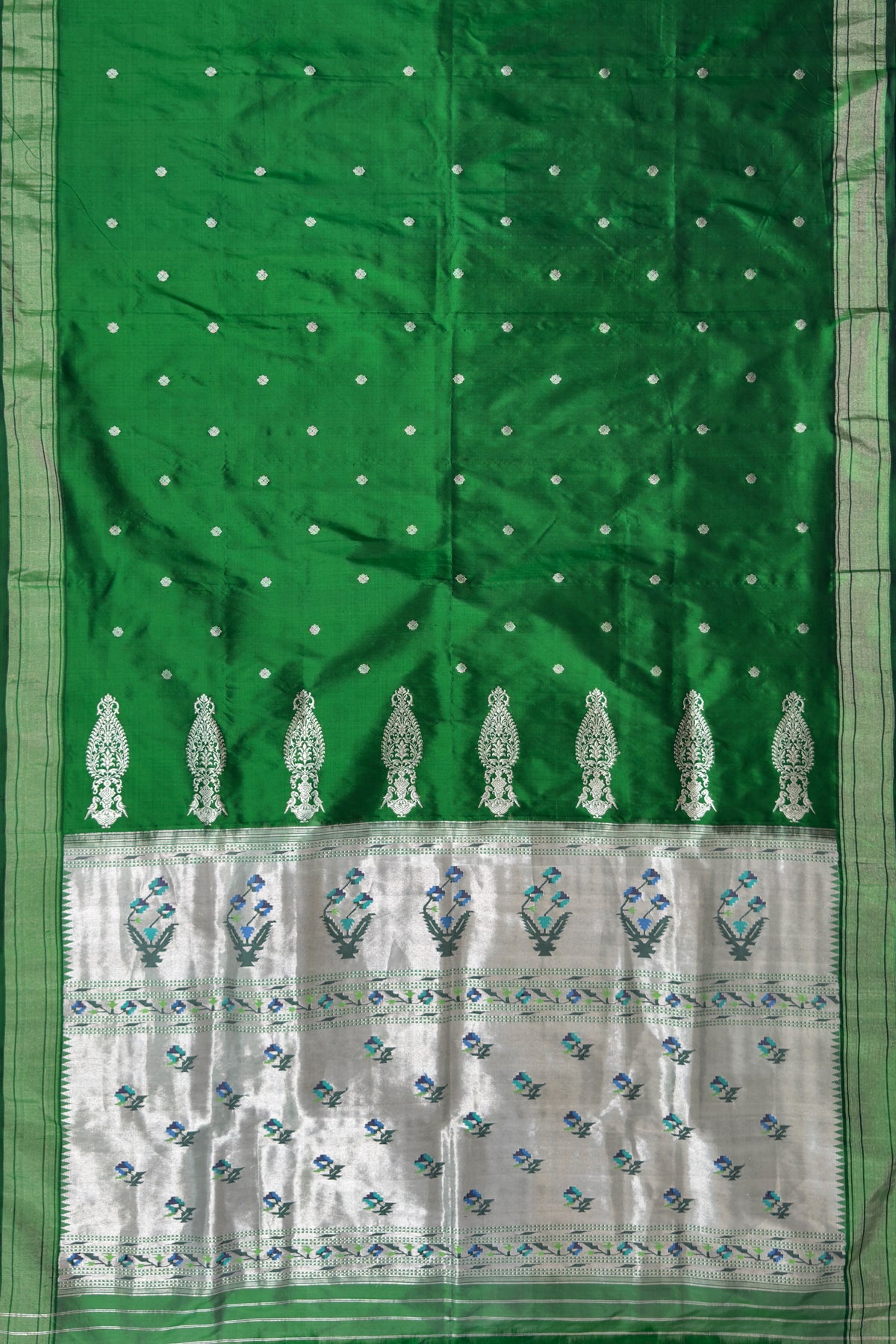 Emerald Green Vintage Asawali Handloom Paithani