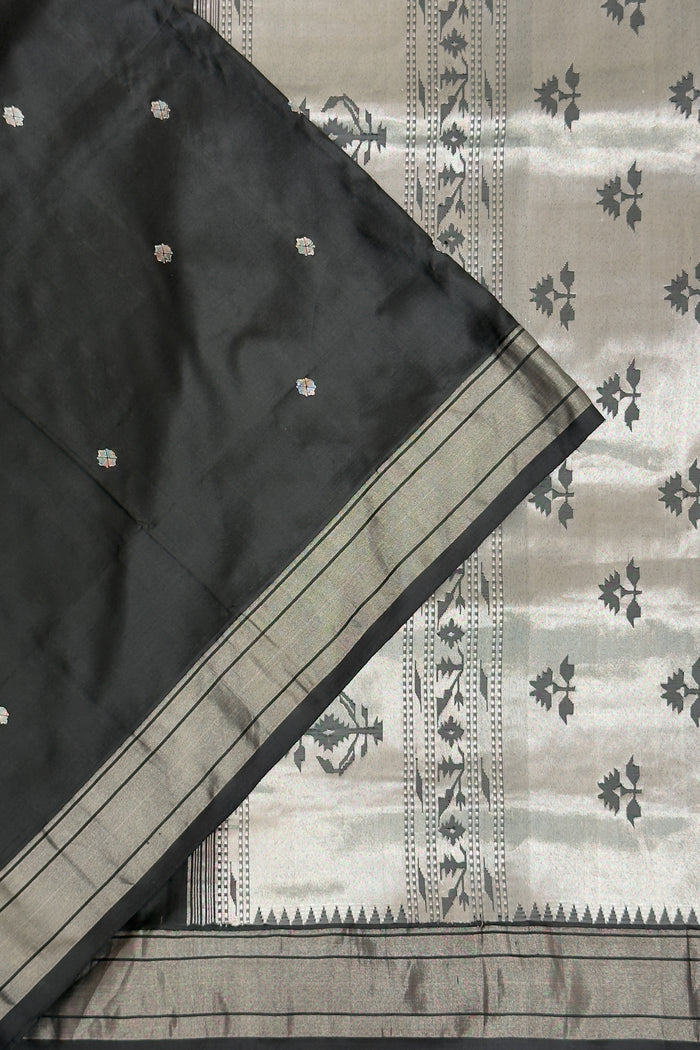Black Vintage Asawali Handloom Paithani