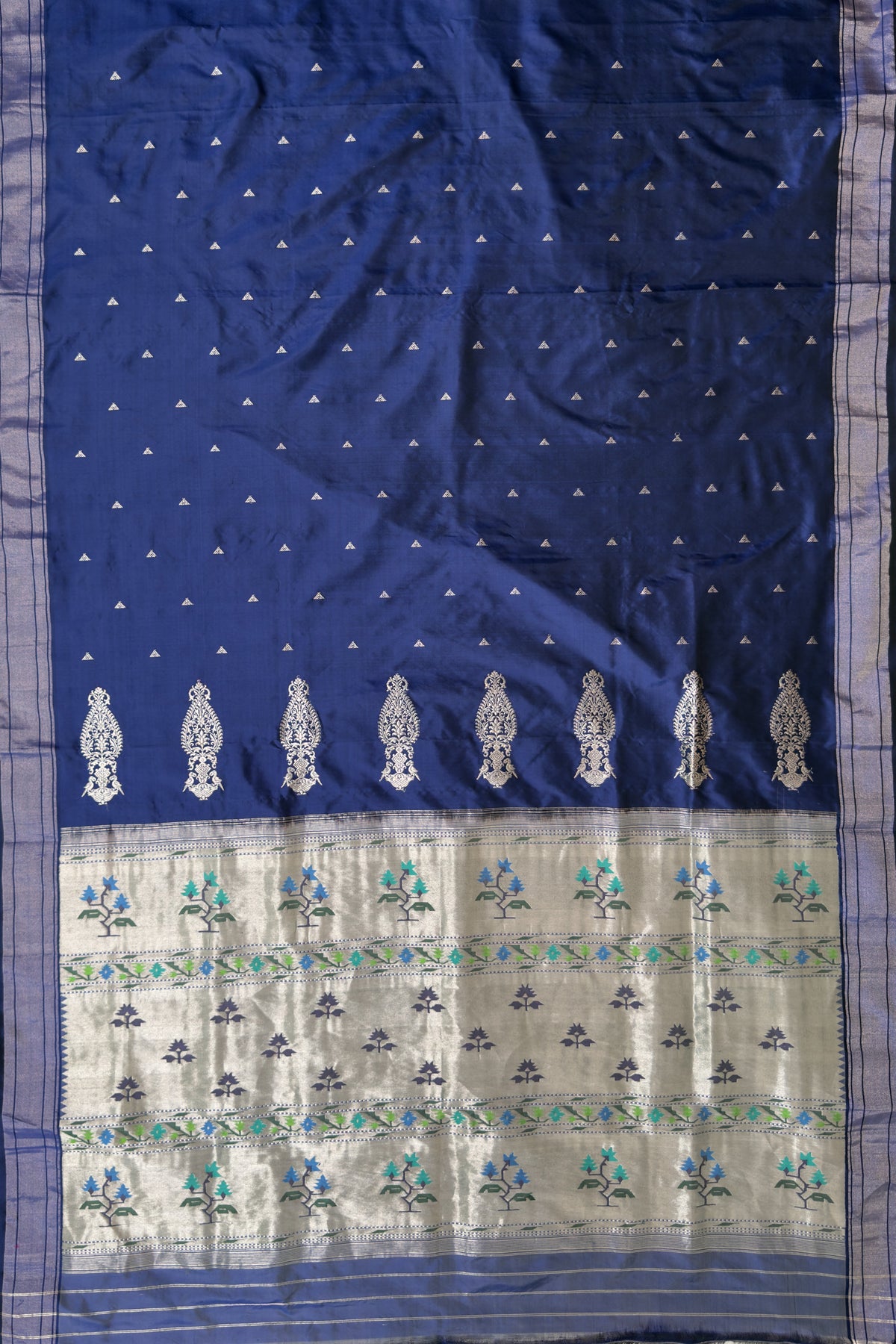 Navy Blue Vintage Asawali Handloom Paithani