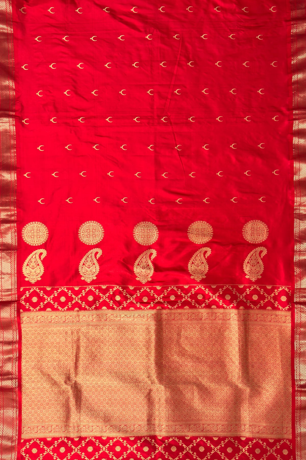 Red Vintage Pure Silk Handloom Paithani Chandrakala