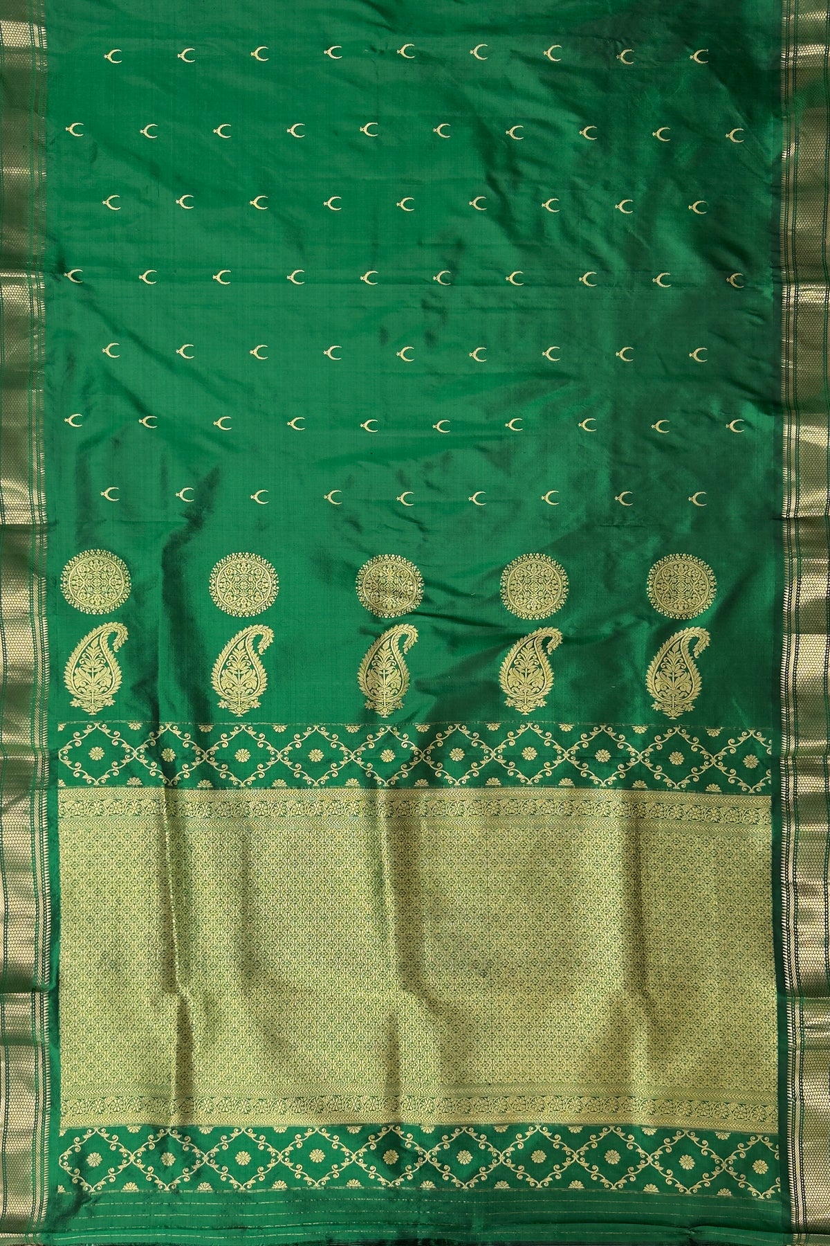 Bottle Green Vintage Pure Silk Handloom Paithani Chandrakala