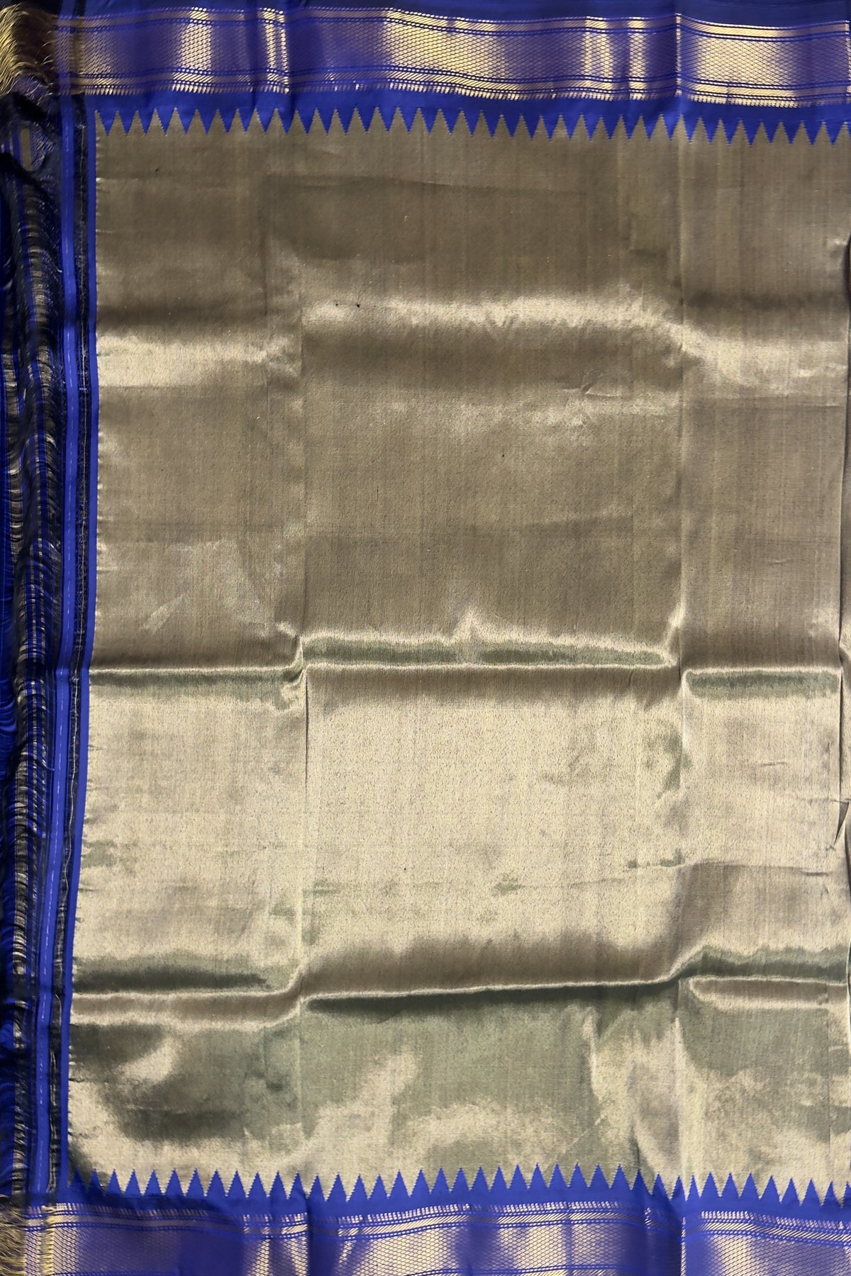 Navy Blue Vintage Pure Silk Handloom Paithani Chandrakala